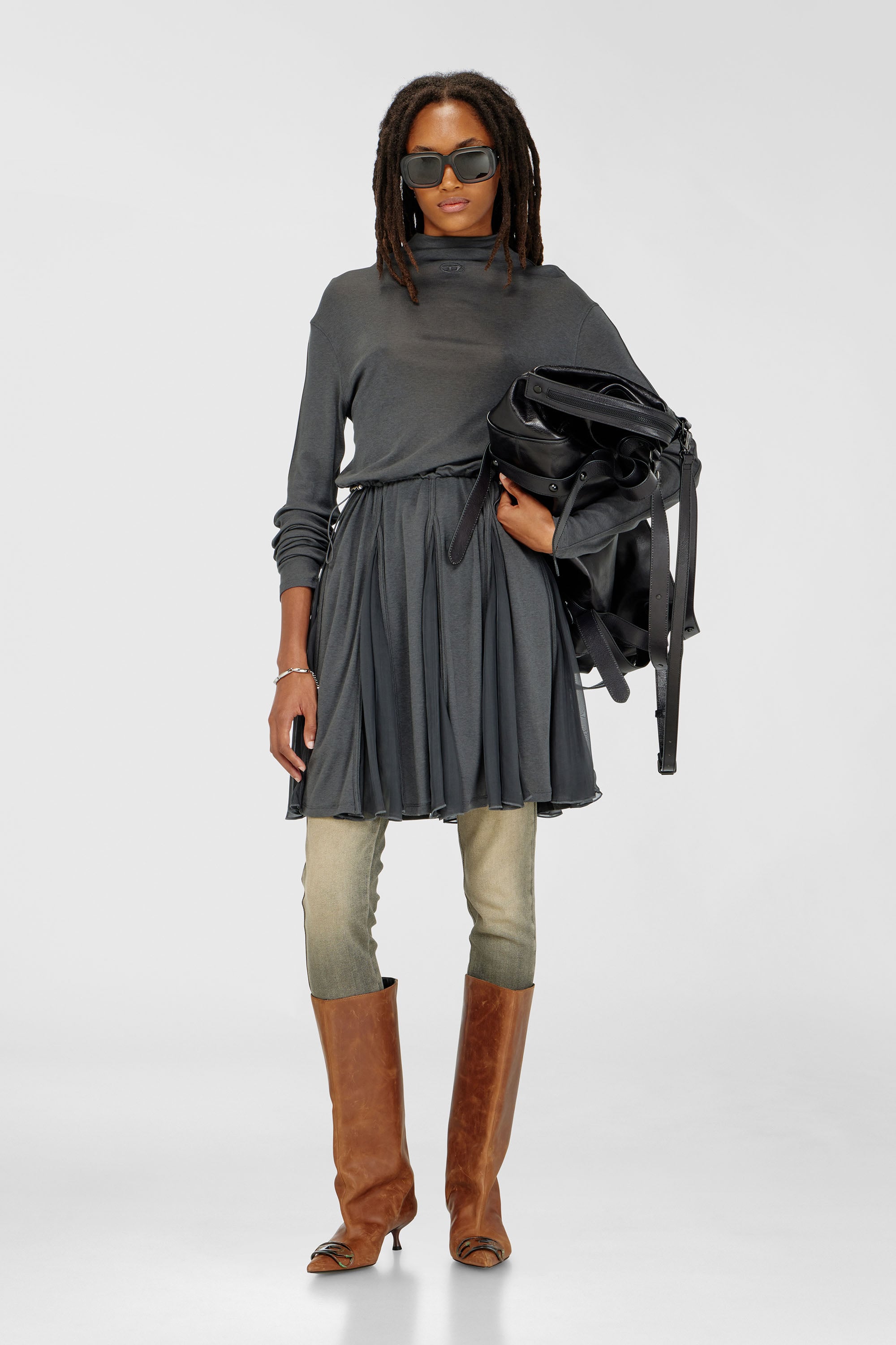 Diesel - D-REI, Robe courte &agrave; col roul&eacute; en jersey et chiffon Femme in Gris - 1