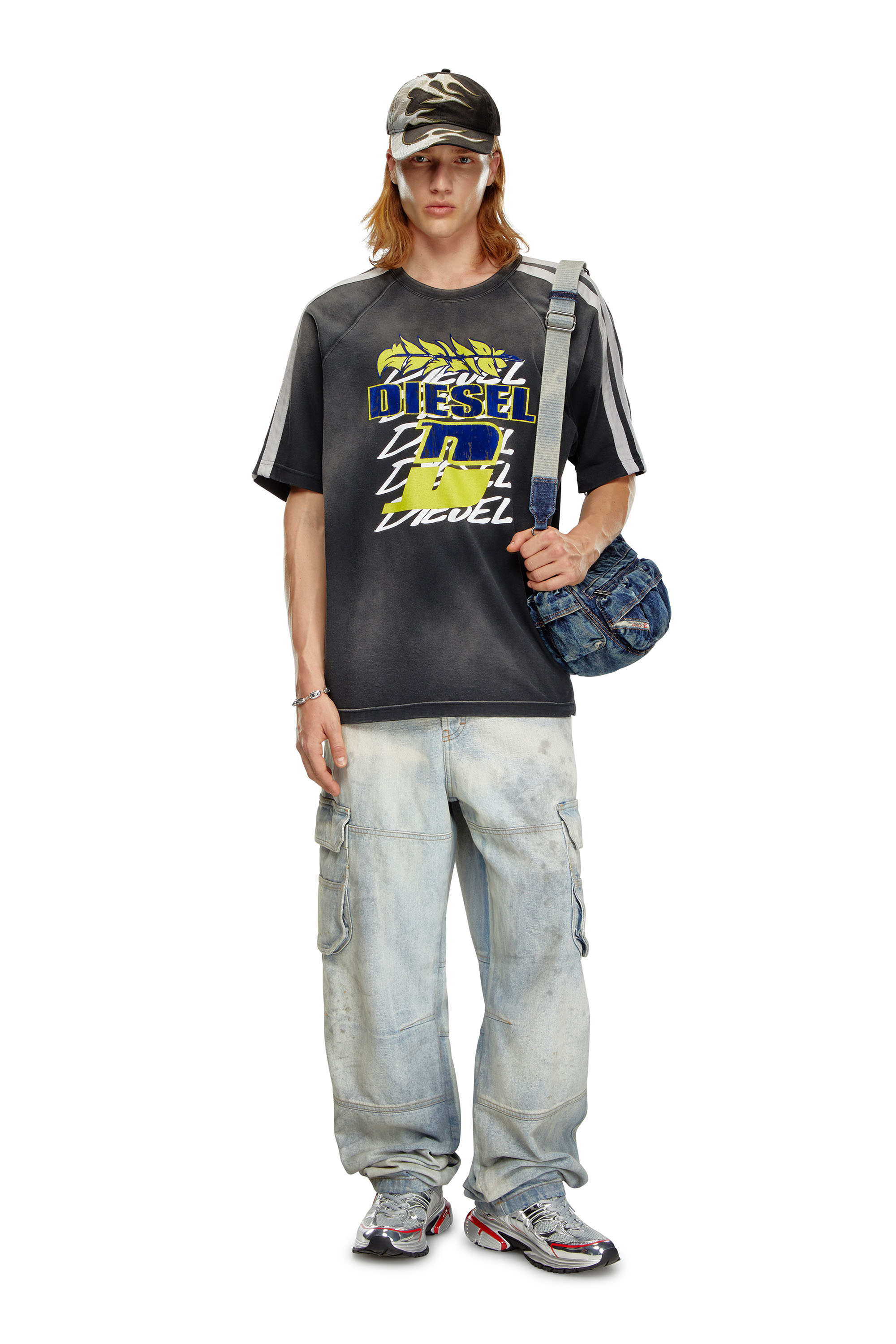 Diesel - T-ROXT-STRIPE, Homme T-shirt délavé avec logo floqué in Noir - Image 2