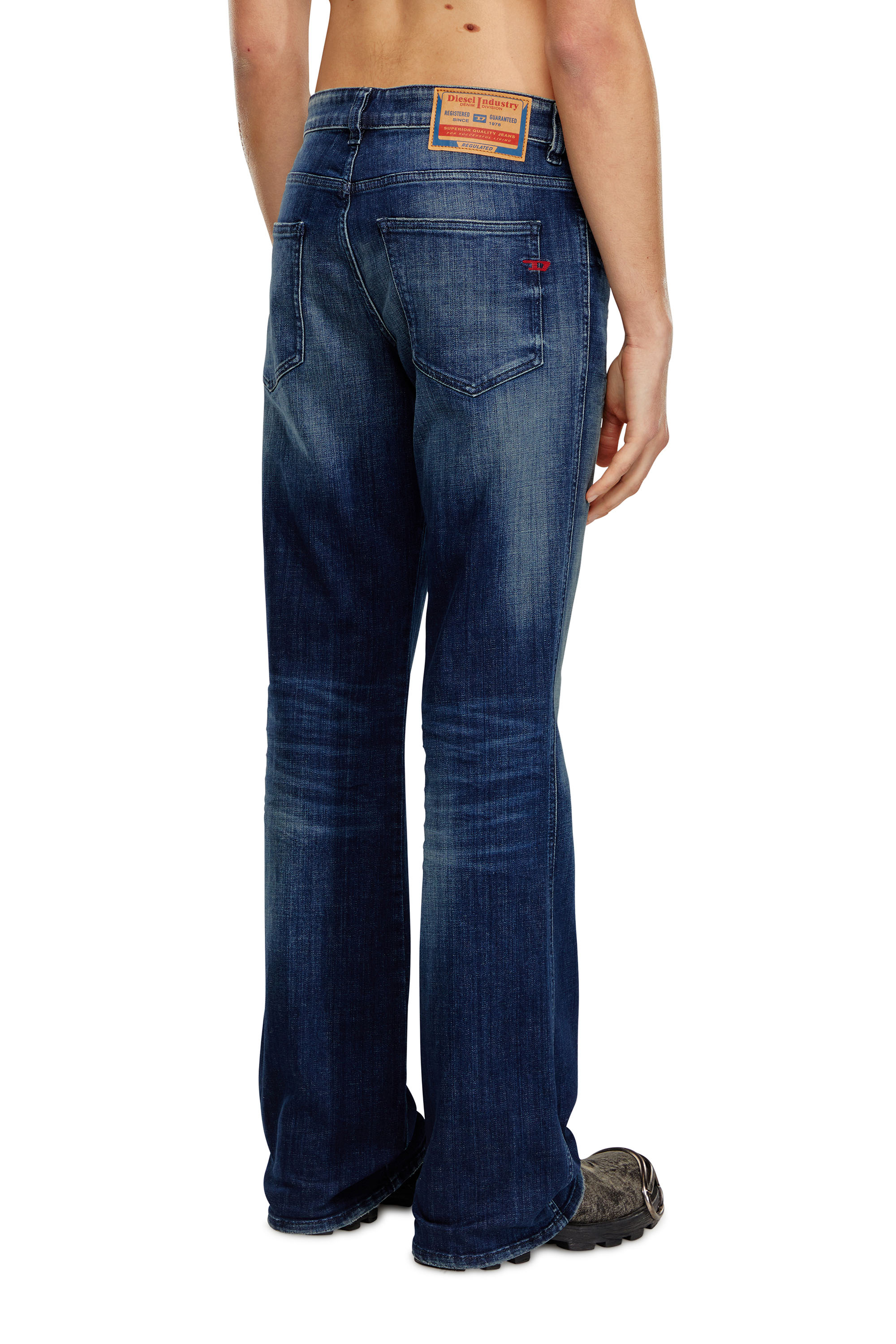 Bootcut Jeans 1998 D-Buck 09H35, Blu Scuro Diesel - Bootcut Jeans 1998 D-Buck 09H35 Uomo, Blu Scuro - Image 4