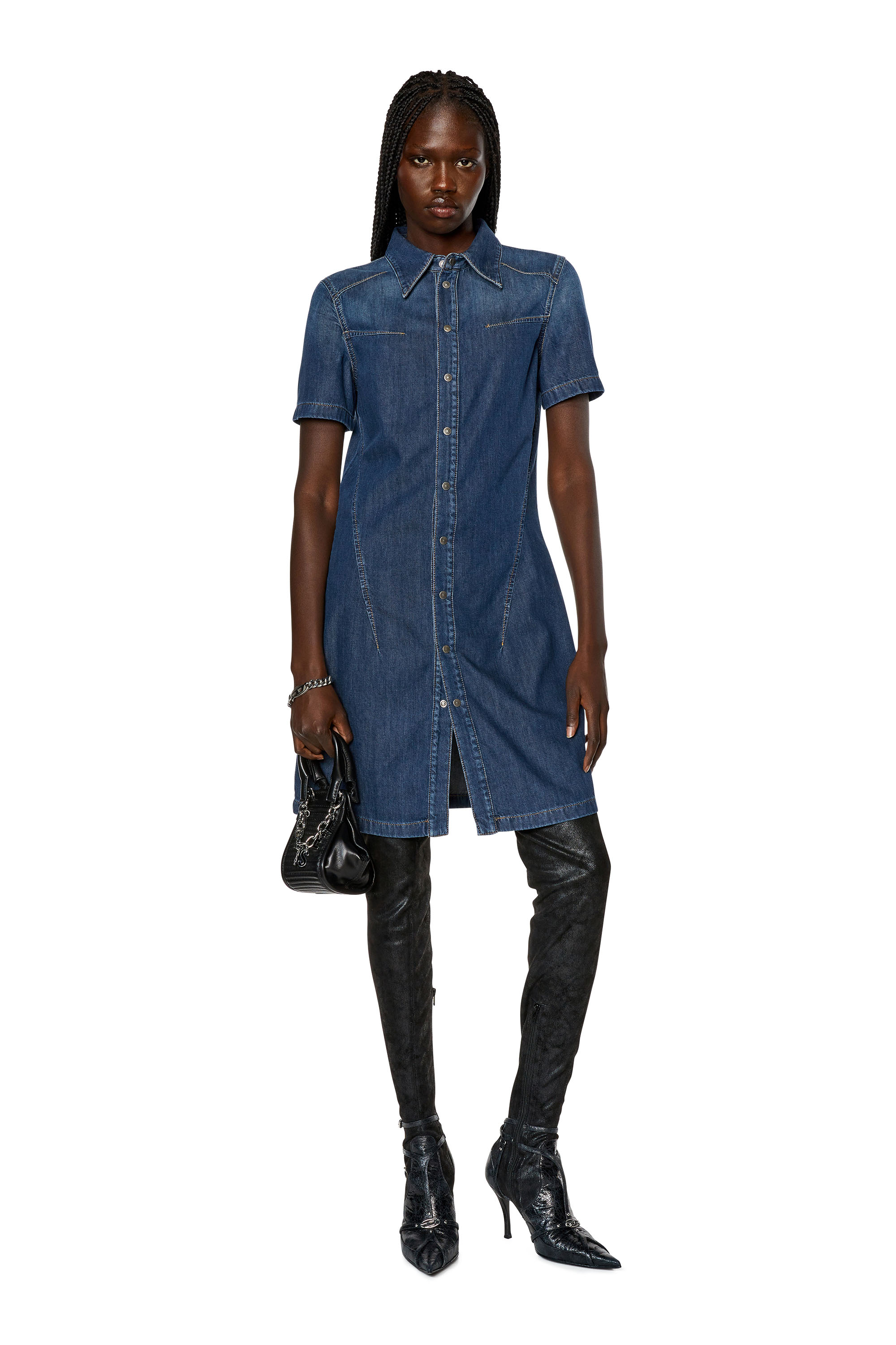 Diesel - DE-SHIRTY, Robe chemise boutonn&eacute;e en denim stretch Femme in Bleu - 1