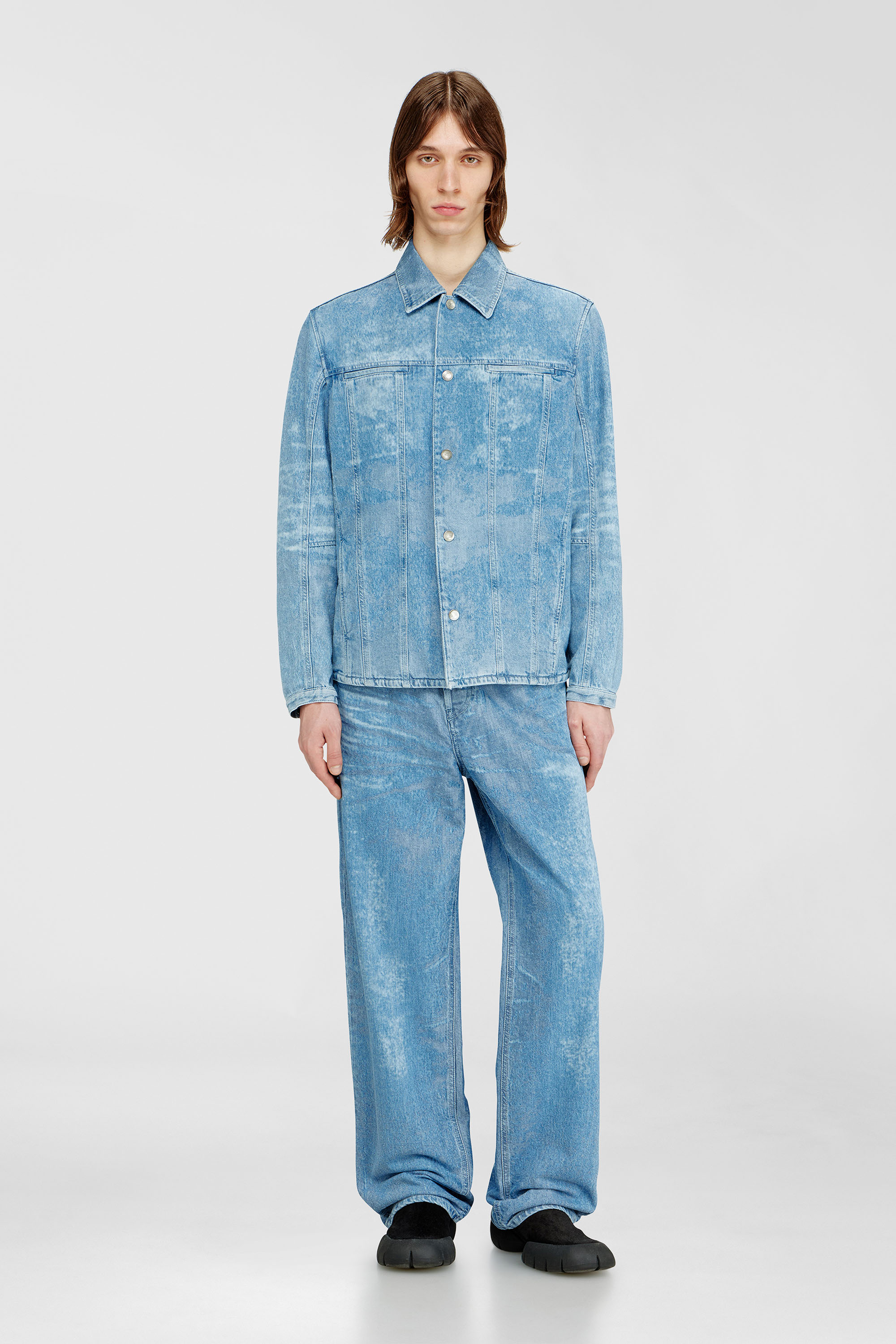 Diesel - D-SERON-FSI, Veste en denim satin&eacute; Homme in Bleu - 2