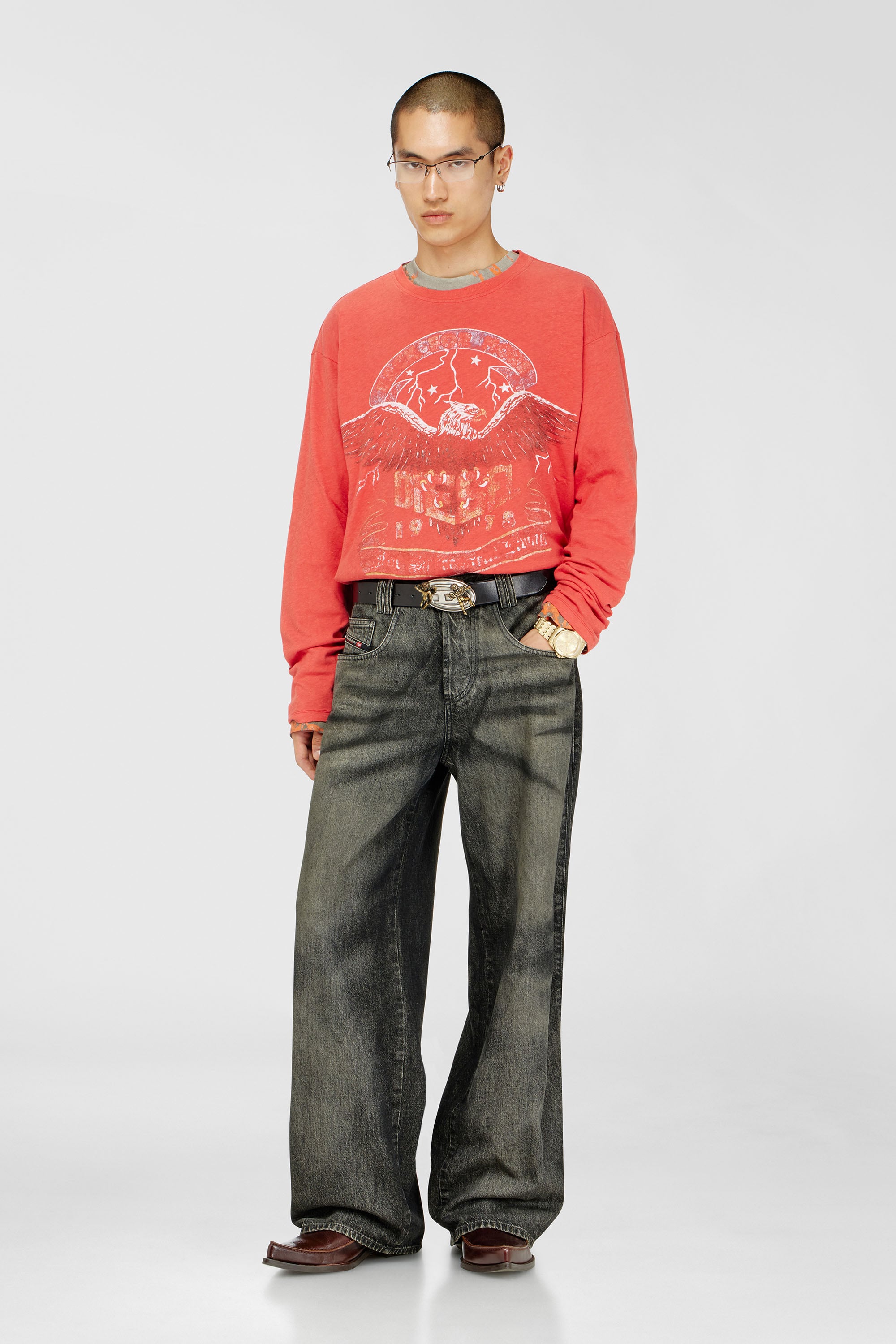 Diesel - T-GERI-LS, T-shirt a manica lunga con grafiche da concerto Uomo in Rosso - 1