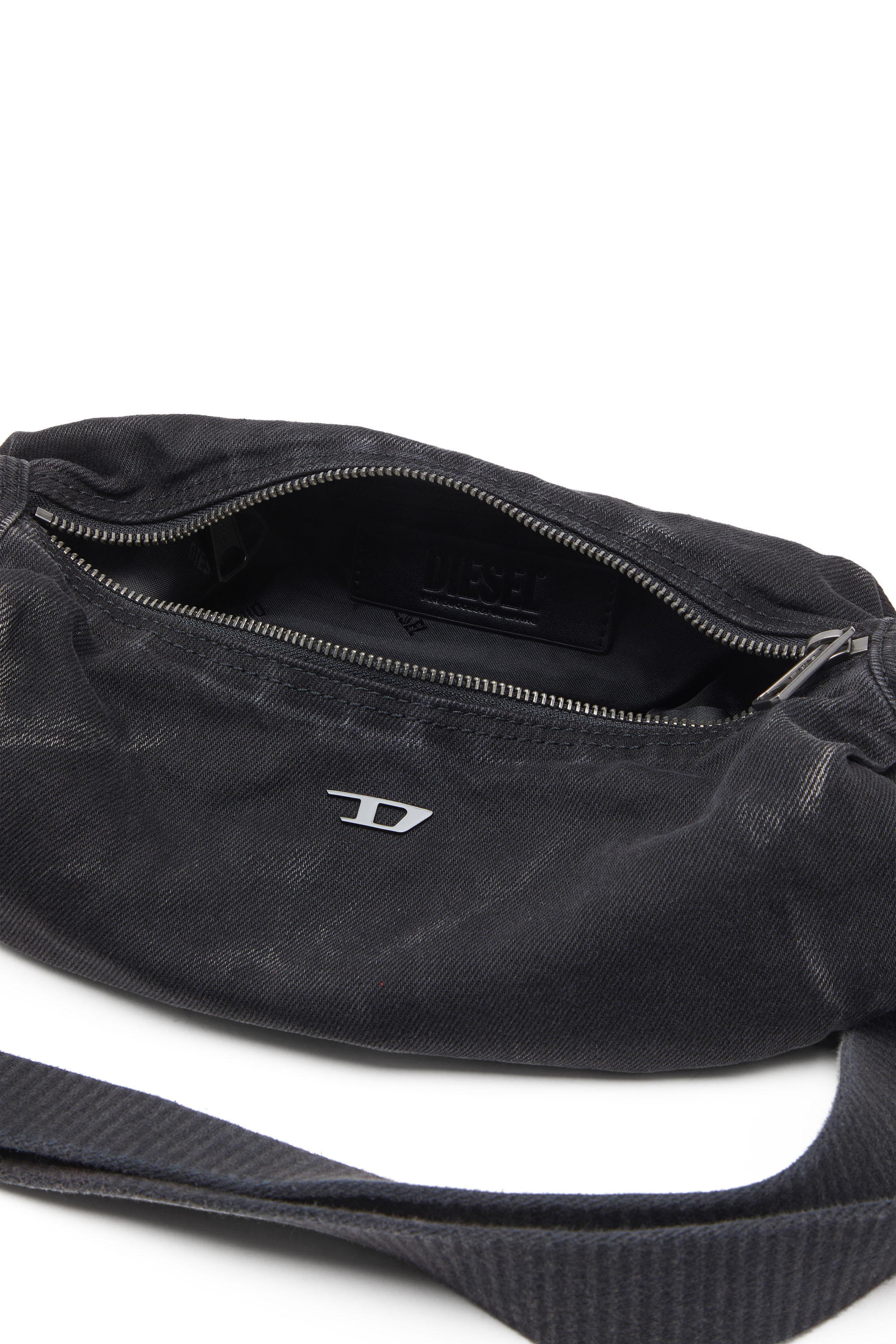 Diesel - RAVE CROSSBODY X, Rave-Borsa a tracolla piccola in denim schiarito Uomo in Nero - 4