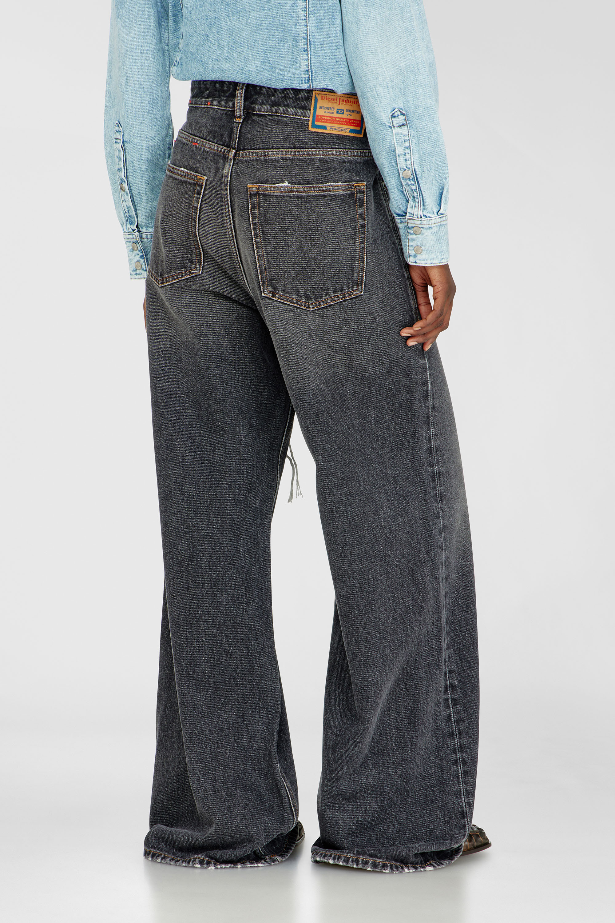 Diesel - Relaxed Jeans 1996 D-Sire 007F6 Mixte, Noir/Gris fonc&eacute; - Image 5