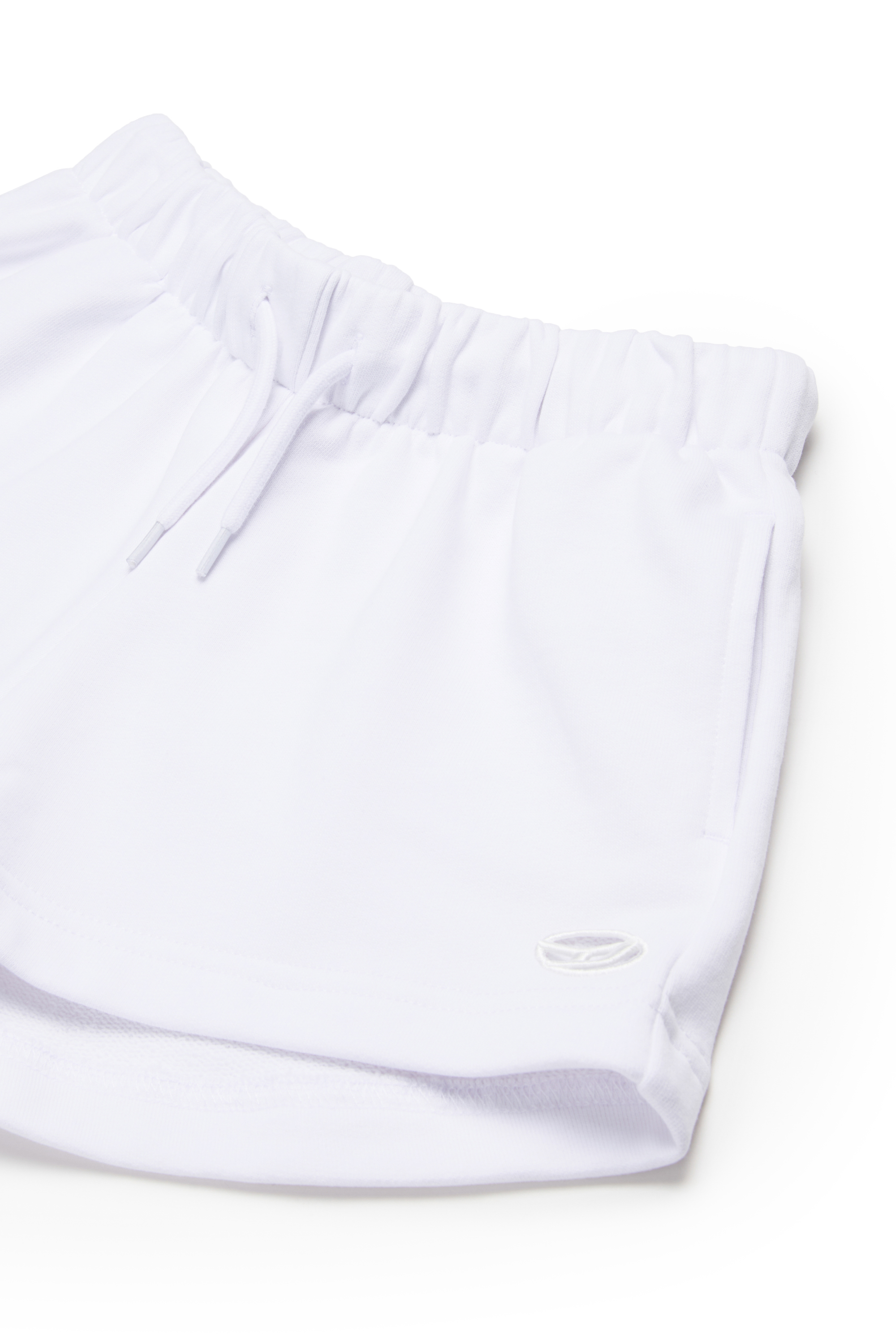 Diesel - PAGL, Short de survêtement avec cut-out à logo Oval D Femme in Blanc - 3