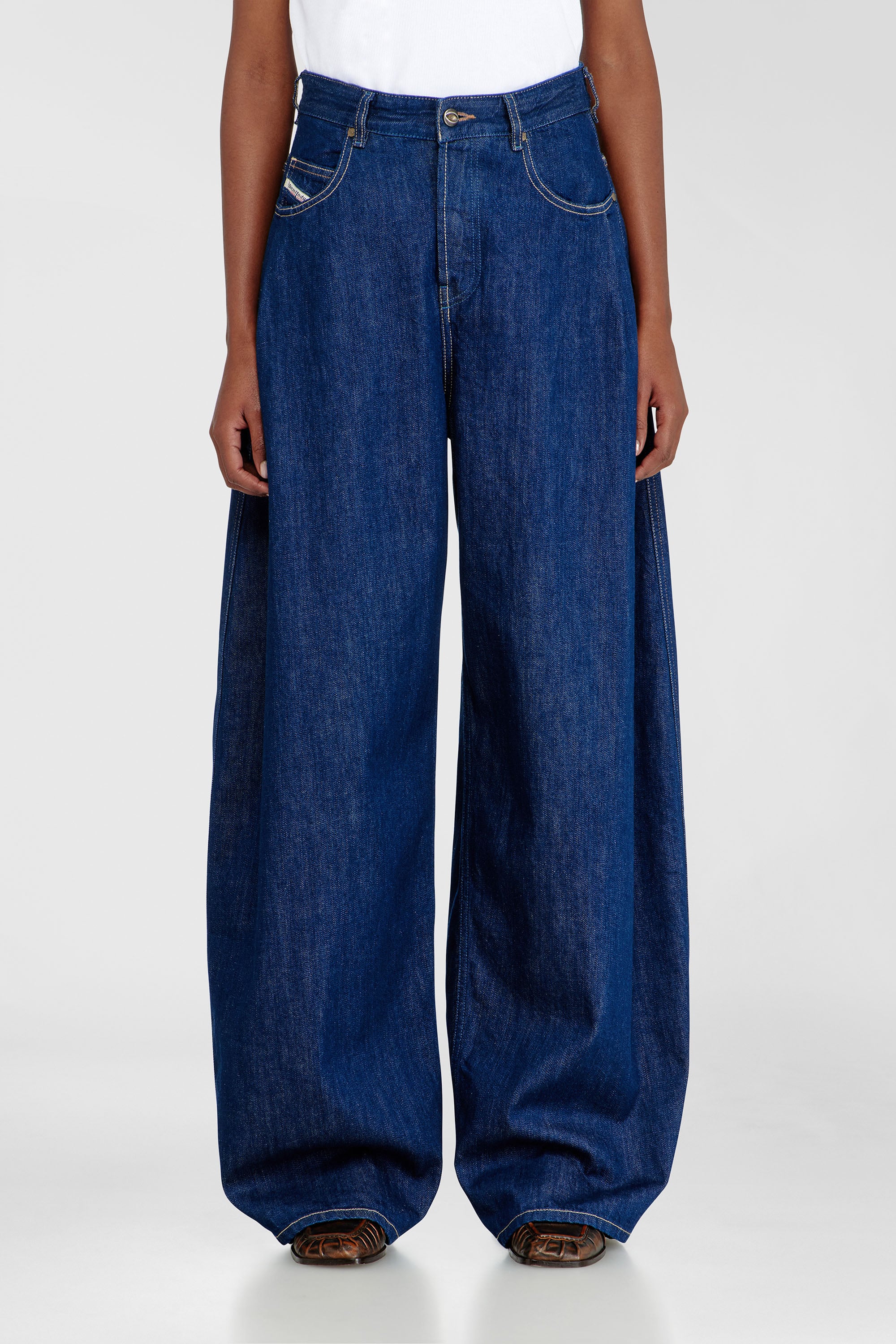 Diesel - Relaxed Jeans 1987 D-Khelz 09Q09 Femme, Bleu Fonc&eacute; - Image 1
