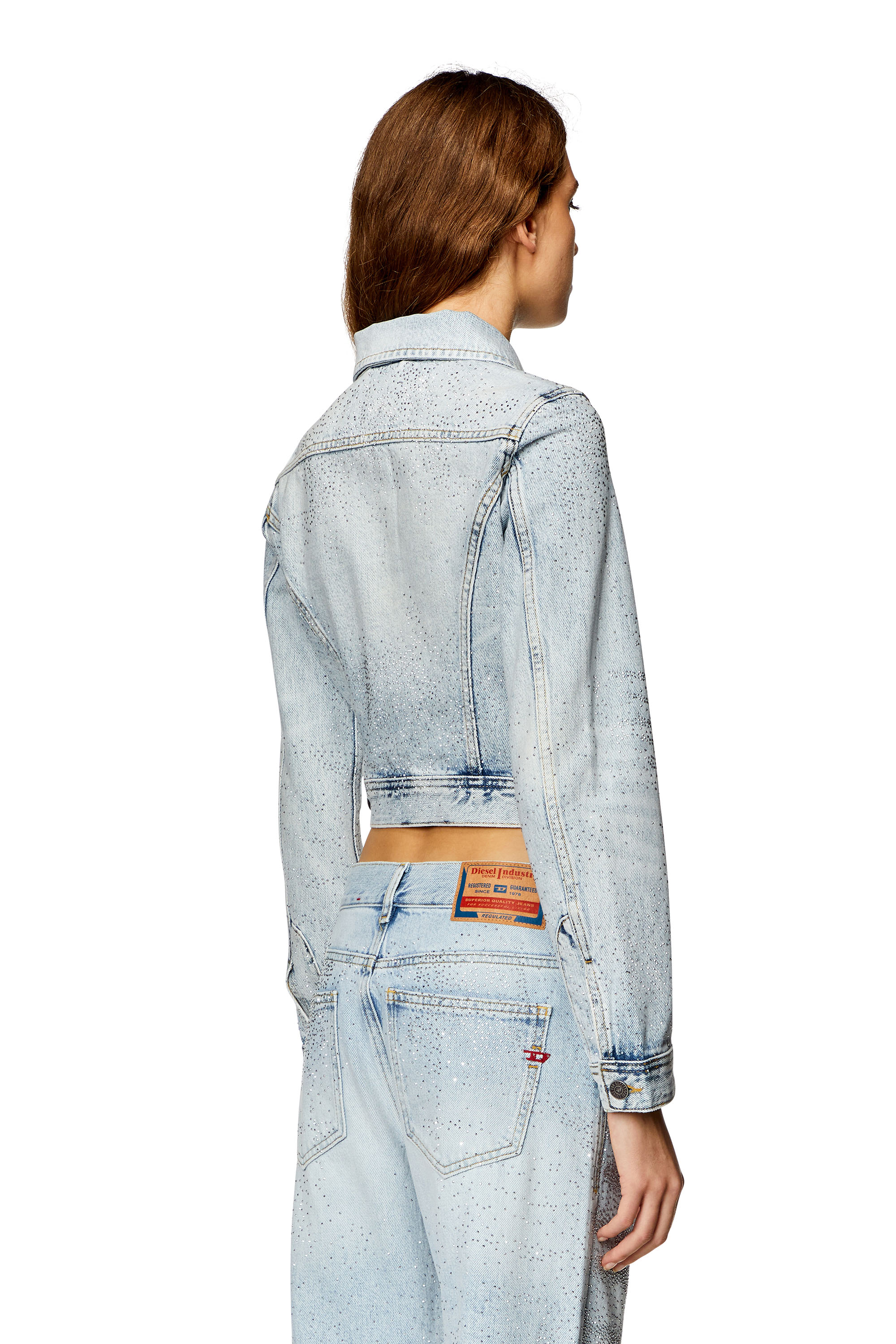 Diesel - DE-SLIMMY-S, Damen Truckerjacke aus Mikro-Denim aus Strass in Hellblau - 4