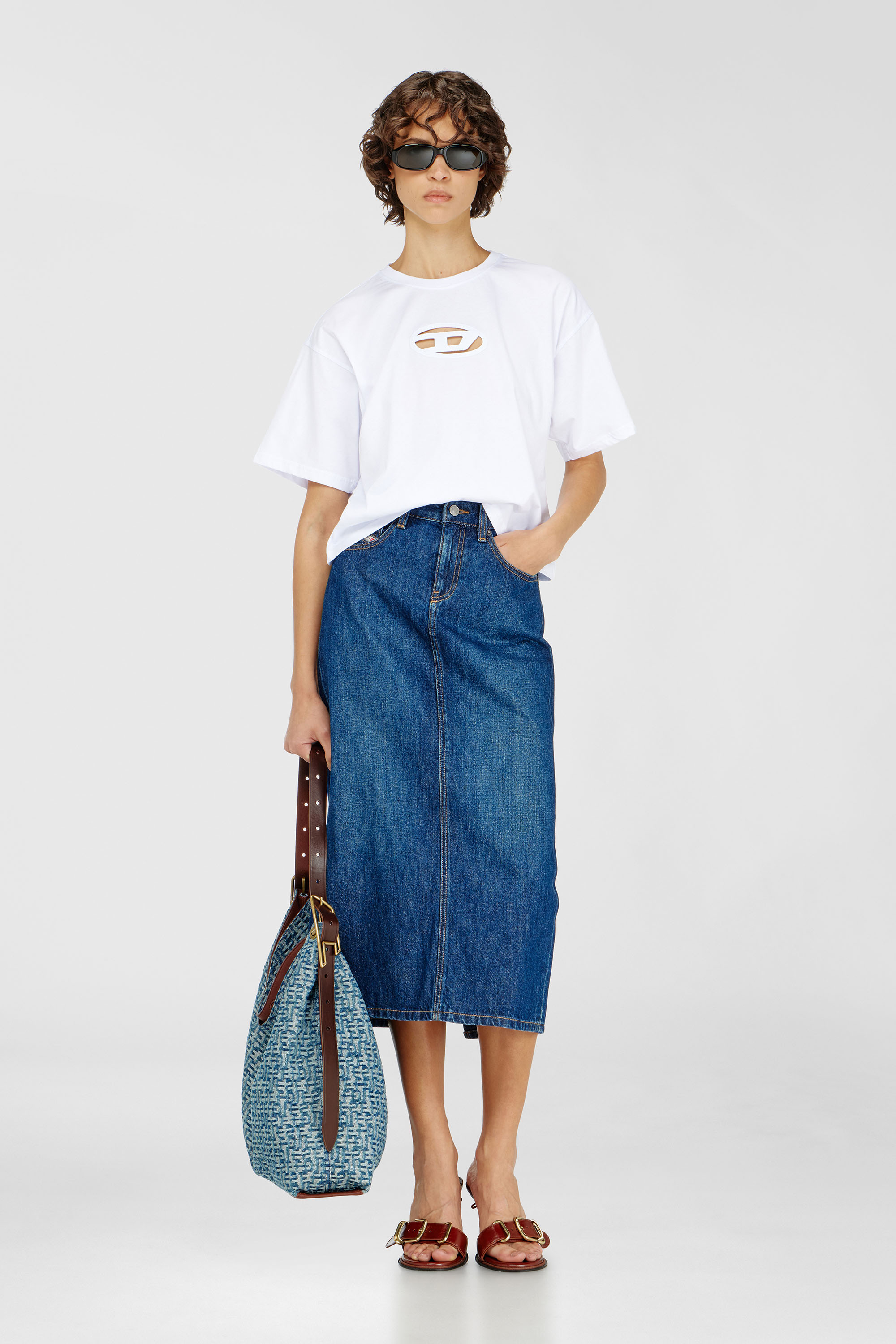 T-shirt boxy con Oval D cut-out