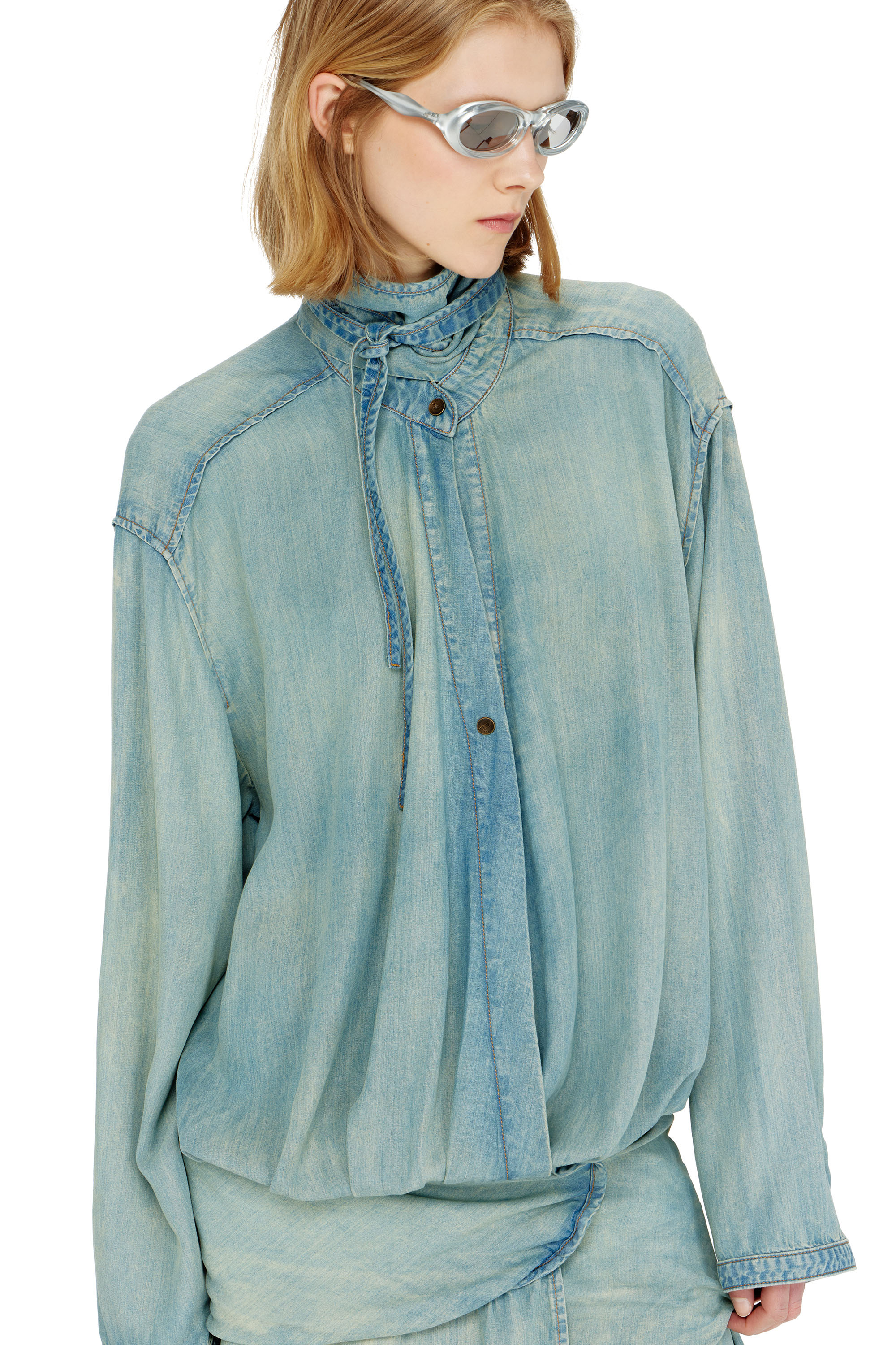 Diesel - DE-TILORA-S, Damen Oversized draped denim Hemdkleid in Hellblau - 4