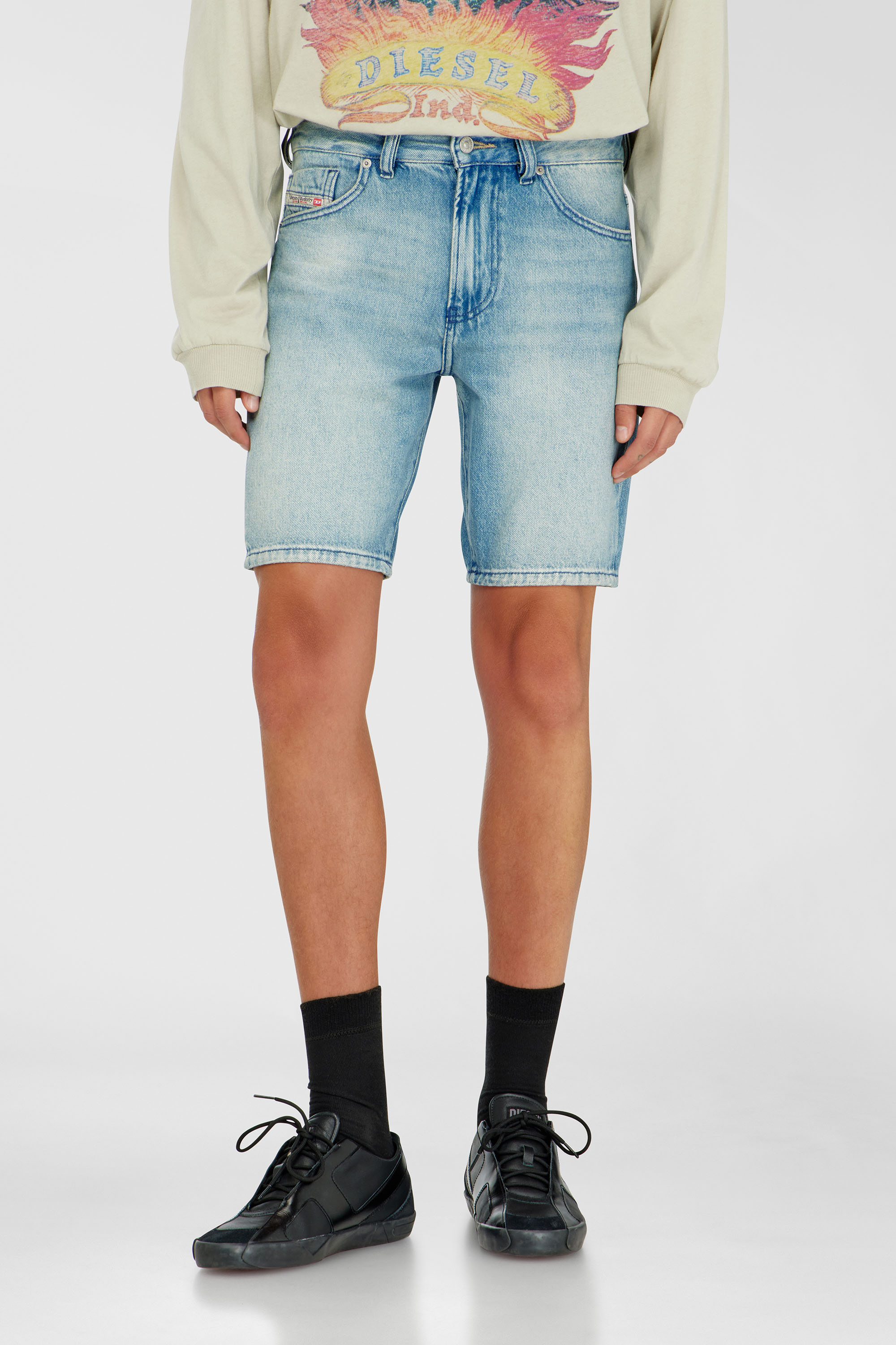 Diesel - D-FIN, Man's Slim denim shorts with organic cotton in Light Blue - 3