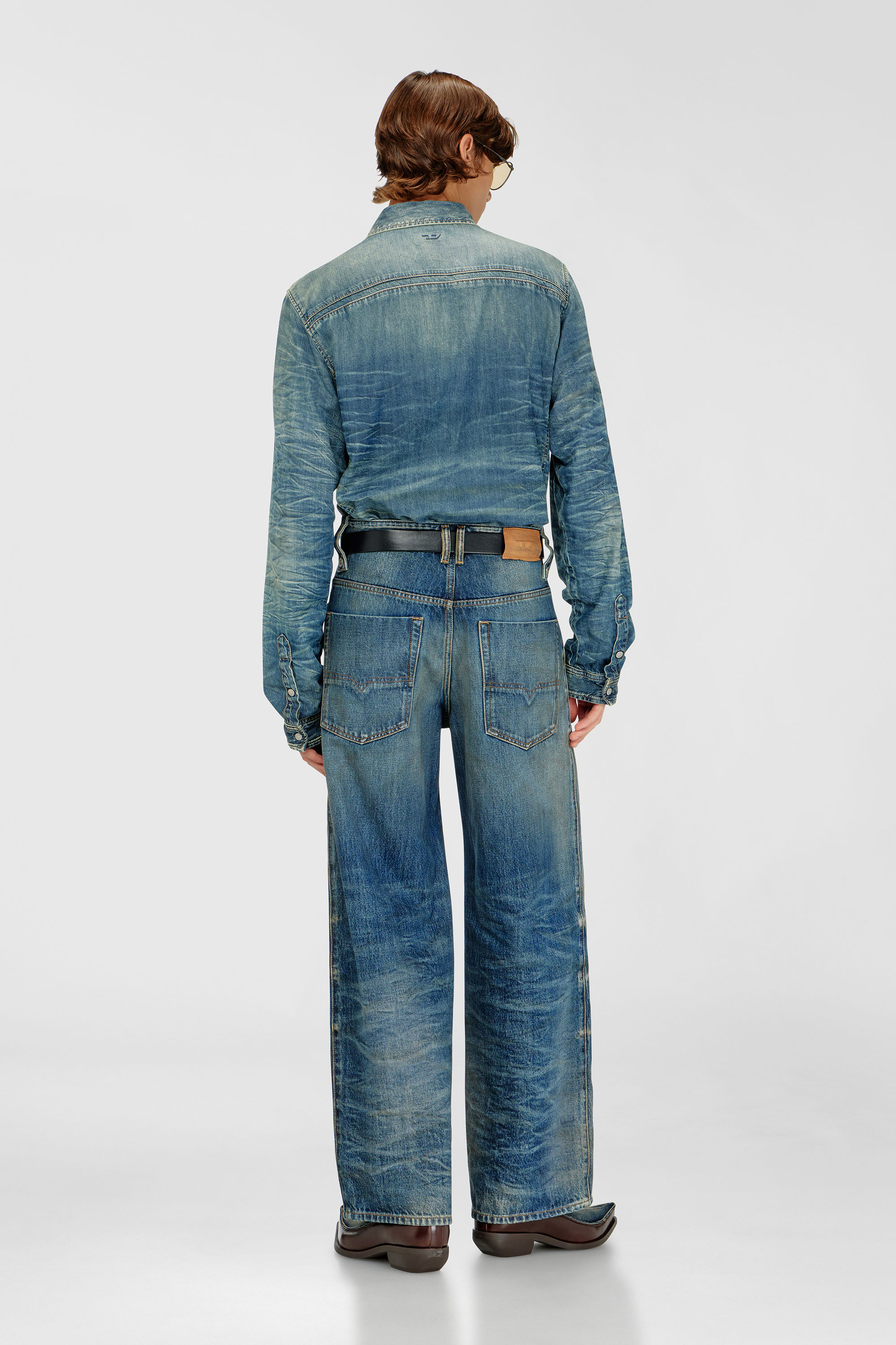 Diesel - Relaxed Jeans 1982 D-Hakou 007GC Mixte, Bleu moyen - Image 3