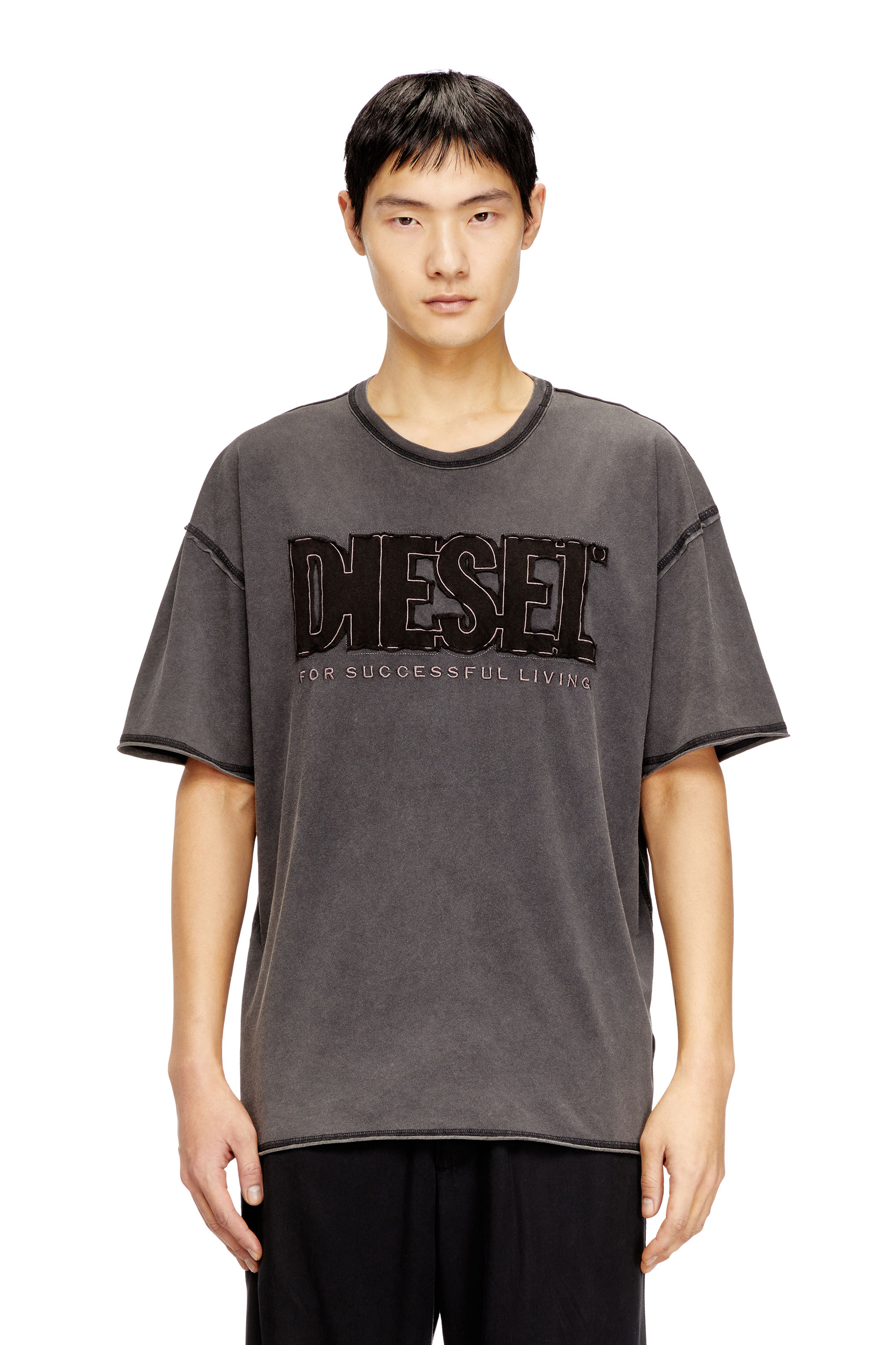 Diesel - T-RAWBOXT, Herren T-Shirt mit appliziertem Logo und rohem Rand in Schwarz/Grau - 1