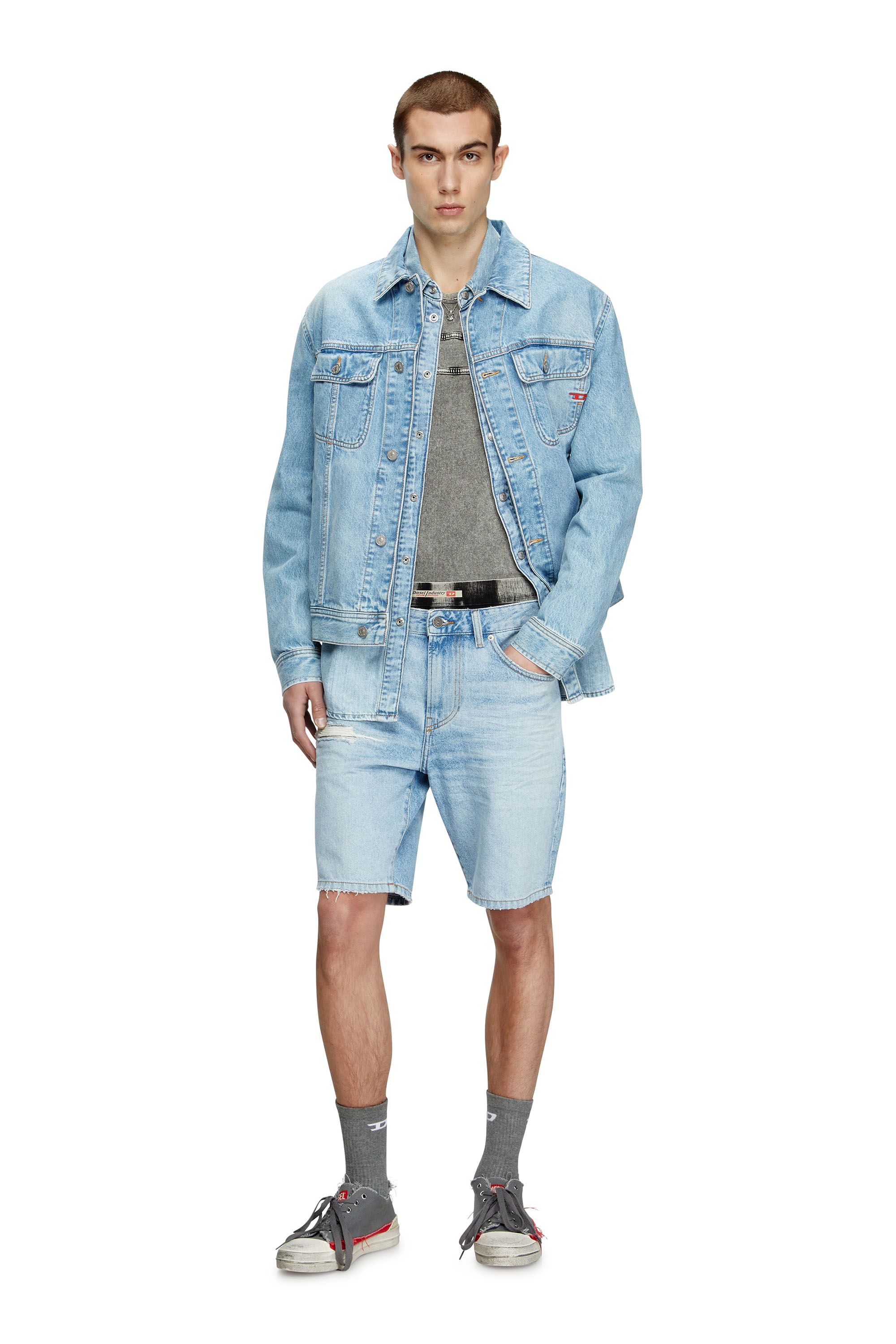 Diesel - D-FIN, Herren Schmal geschnittene Shorts aus Denim in Hellblau - 2