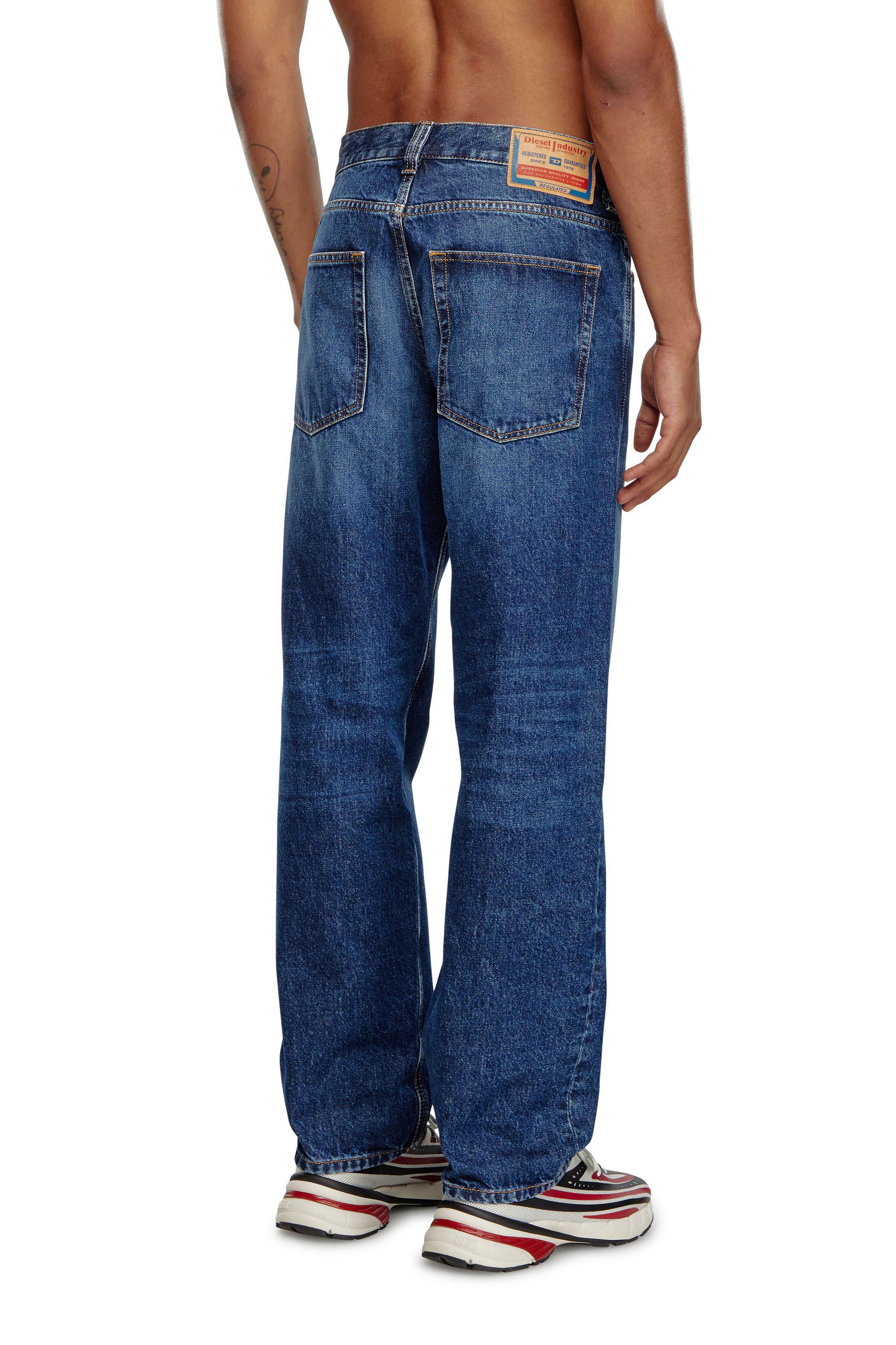 Diesel - Homme Straight Jeans 2010 D-Macs 09I27, Bleu Foncé - Image 4