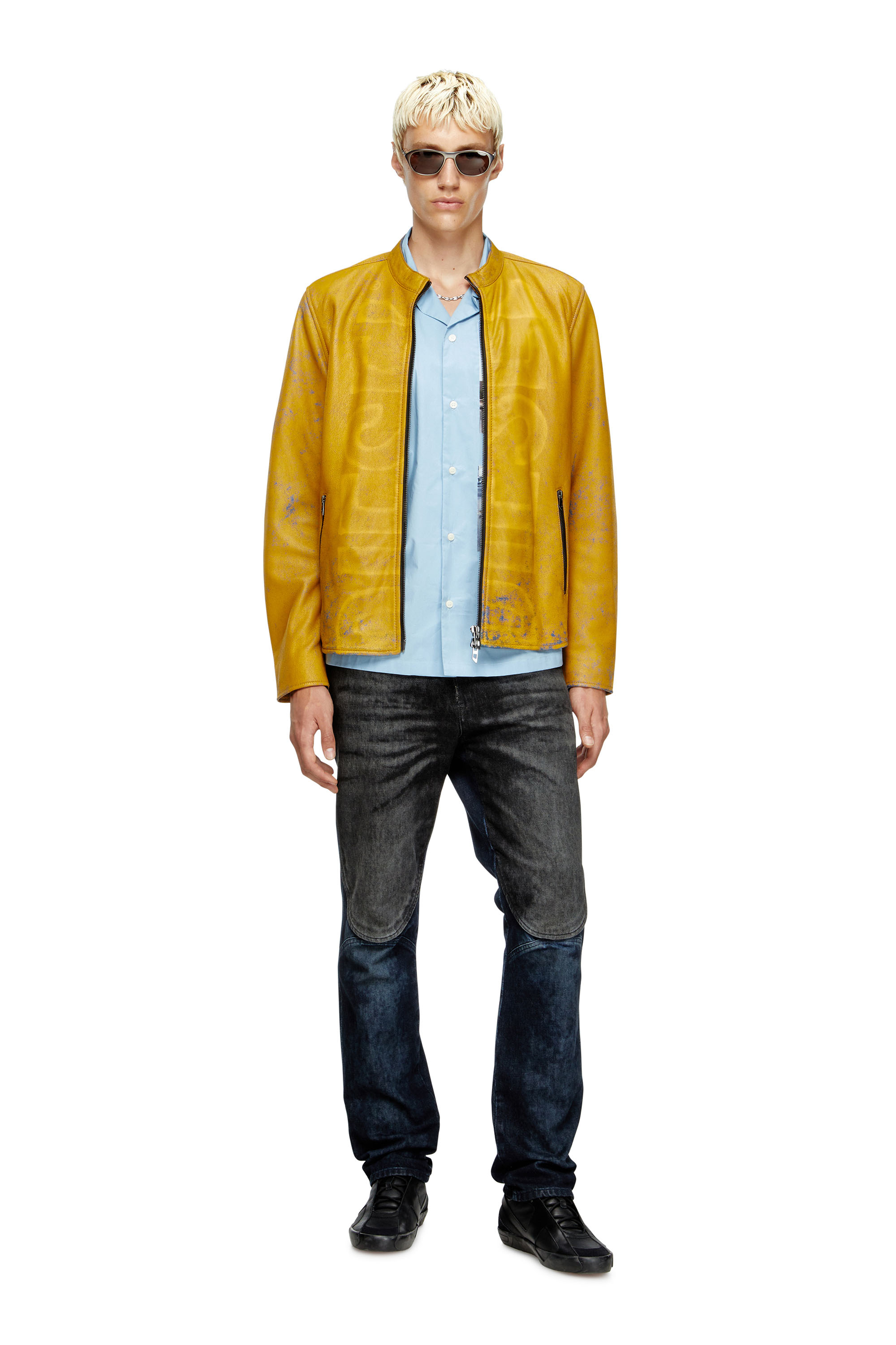 Diesel - L-EVERT-A, Herren Behandelte Bikerjacke aus Leder mit verblasstem Logo in Gelb - 2