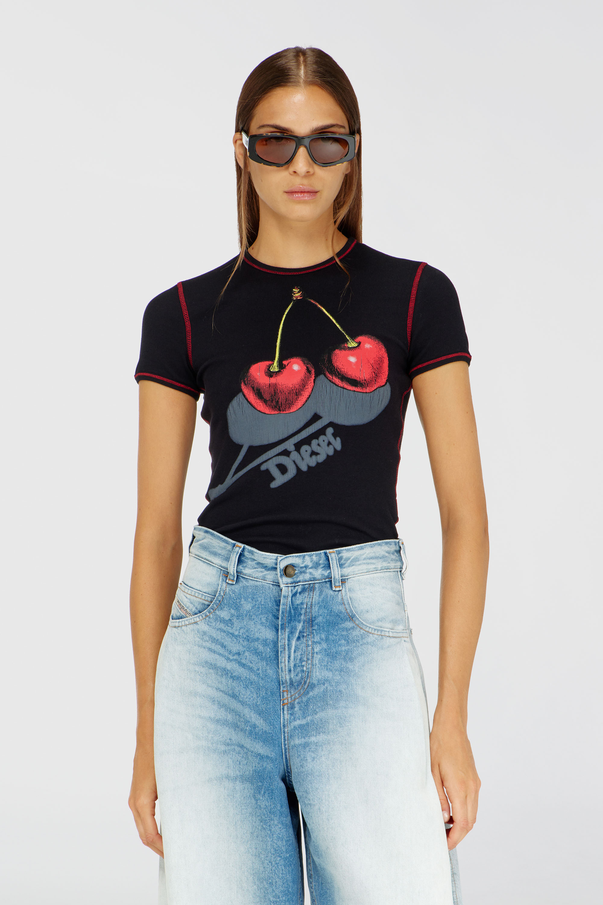 Diesel - SV-T-ELE-CHER, T-shirt en coton slim avec imprim&eacute; cerise Femme in Noir - 1
