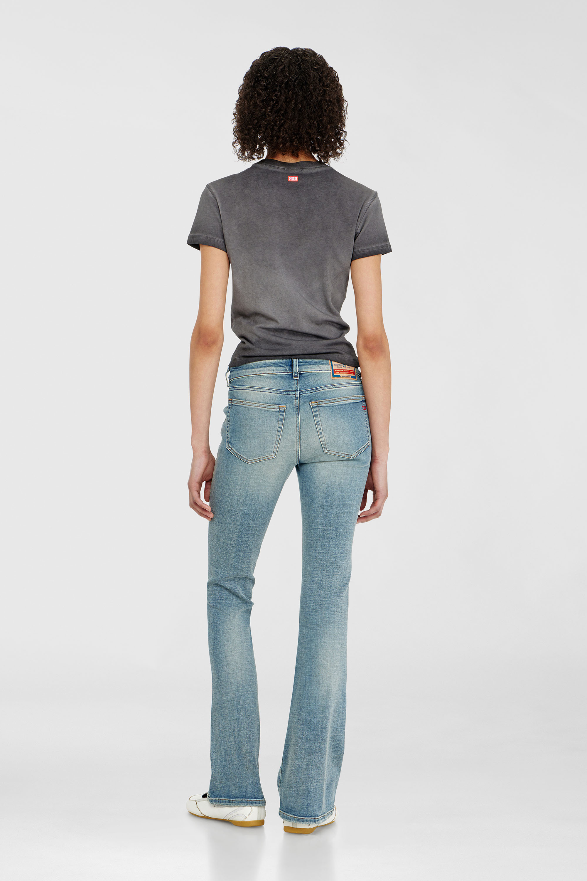 Diesel - Bootcut Jeans 1969 D-Ebbey 09P42 Donna, Blu Chiaro - Image 3