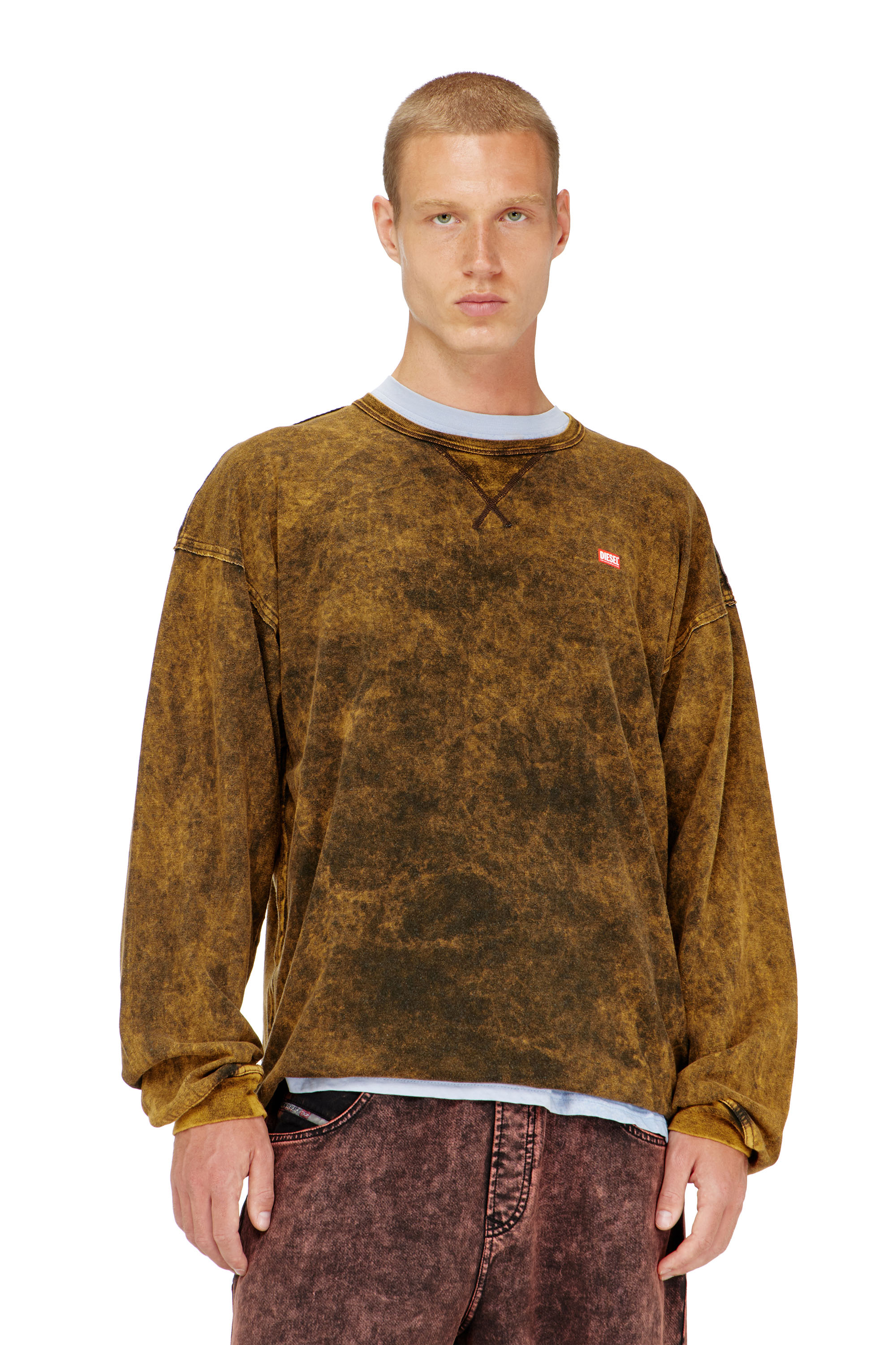 Diesel - T-BOXT-LS-RAW, T-shirt &agrave; manches longues effet acid-wash, d&eacute;tails effiloch&eacute;s Homme in ToBeDefined - 1