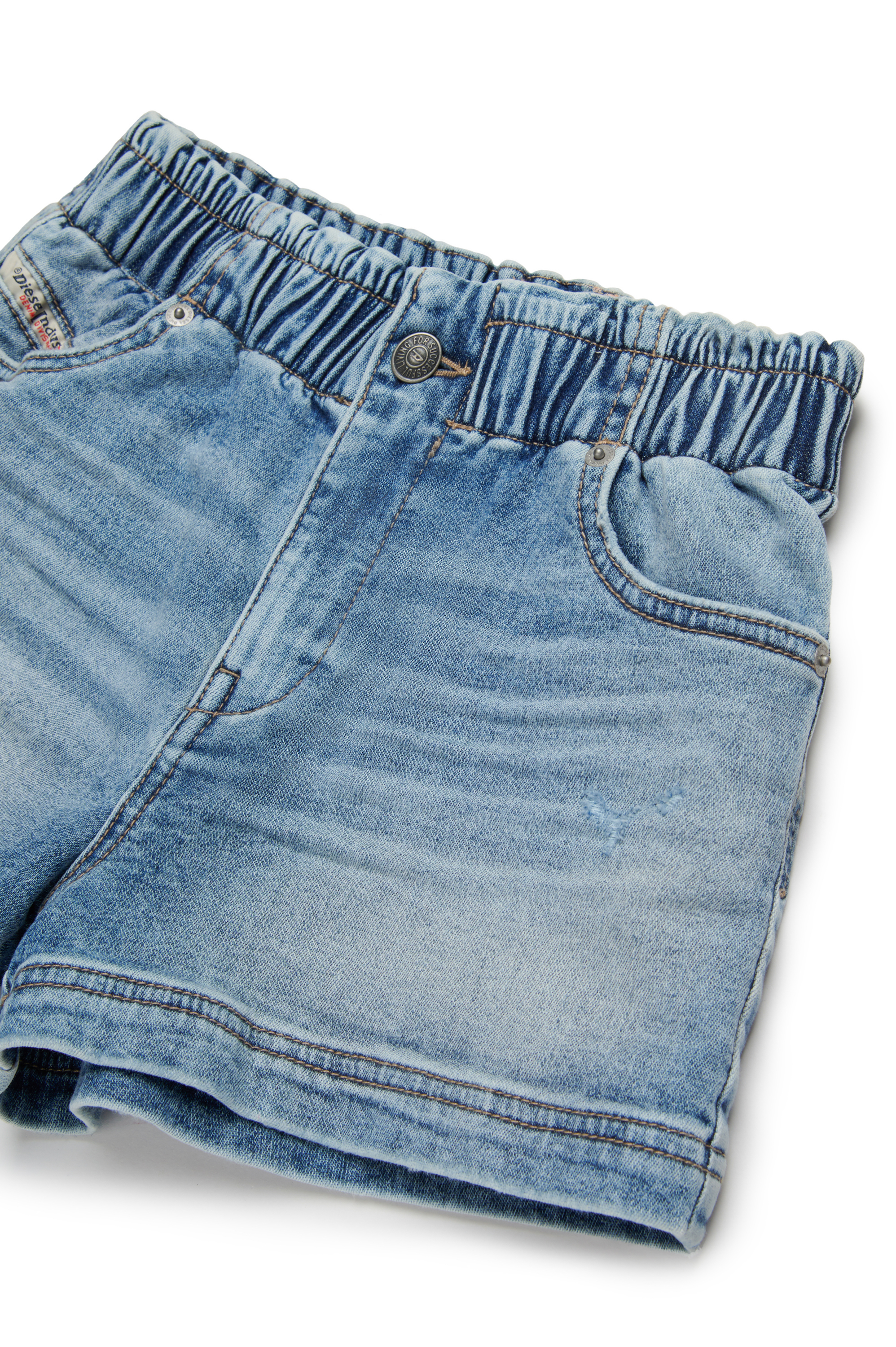 Diesel - PAMLIX JJJ, Short en tissu JoggJeans effet vieilli Femme in Bleu - 3