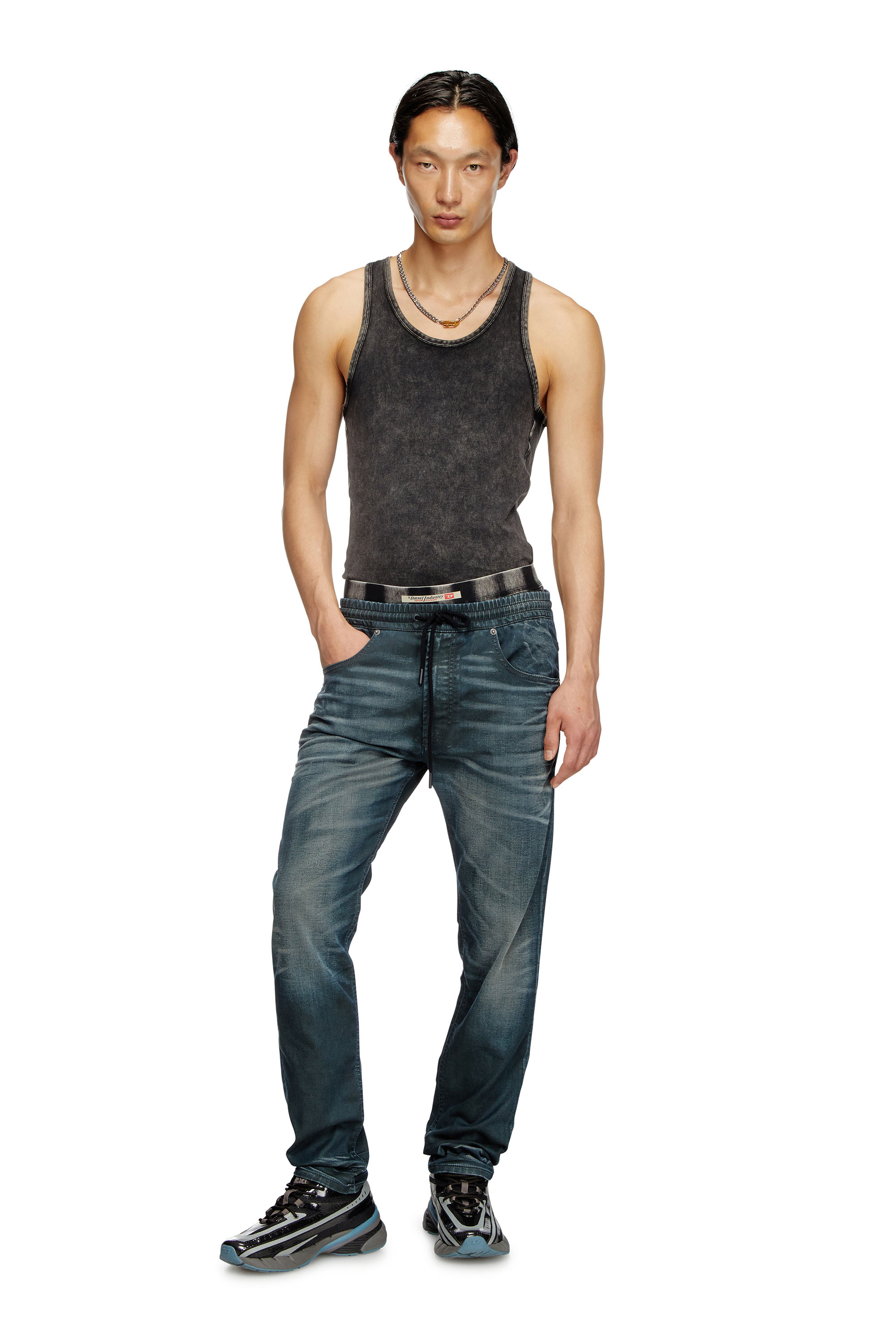 Diesel - Regular 2030 D-Krooley Joggjeans® 068QK Uomo, Blu Scuro - Image 4