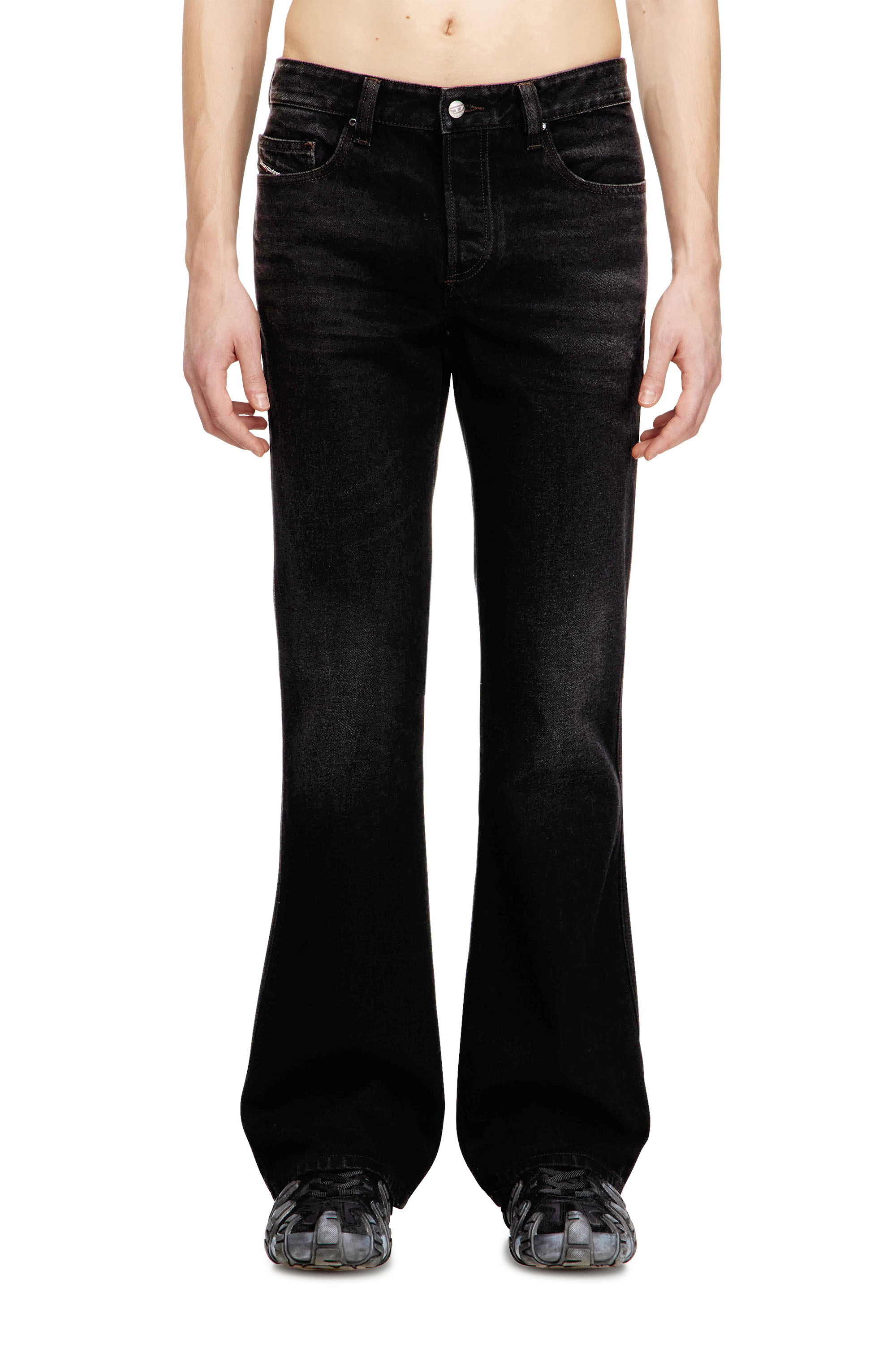 Diesel - Bootcut Jeans 1998 D-Buck 0ADBV Uomo, Nero - Image 1