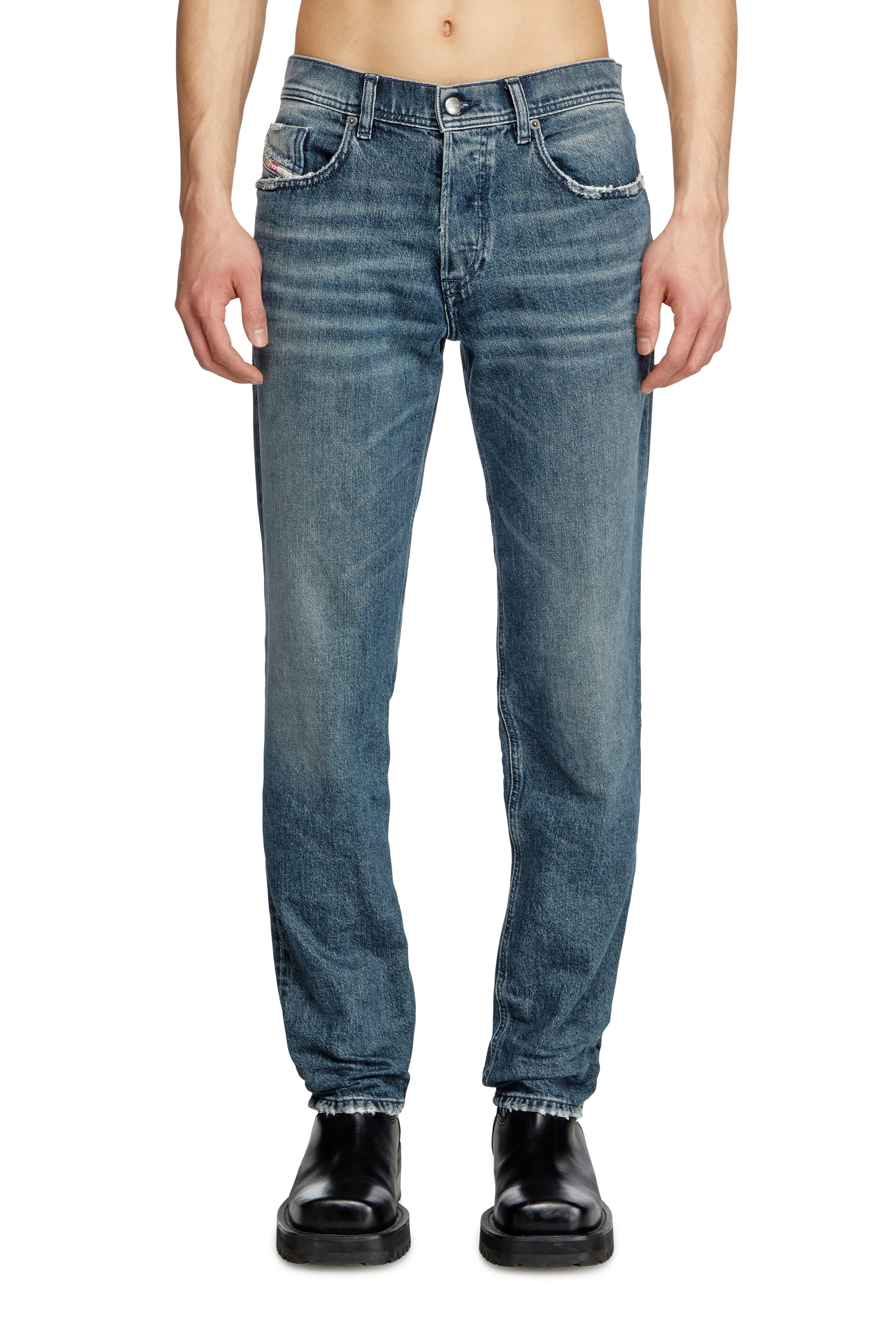 Diesel - Regular Jeans 2023 D-Finitive 007Y7 Uomo, Blu medio - Image 1