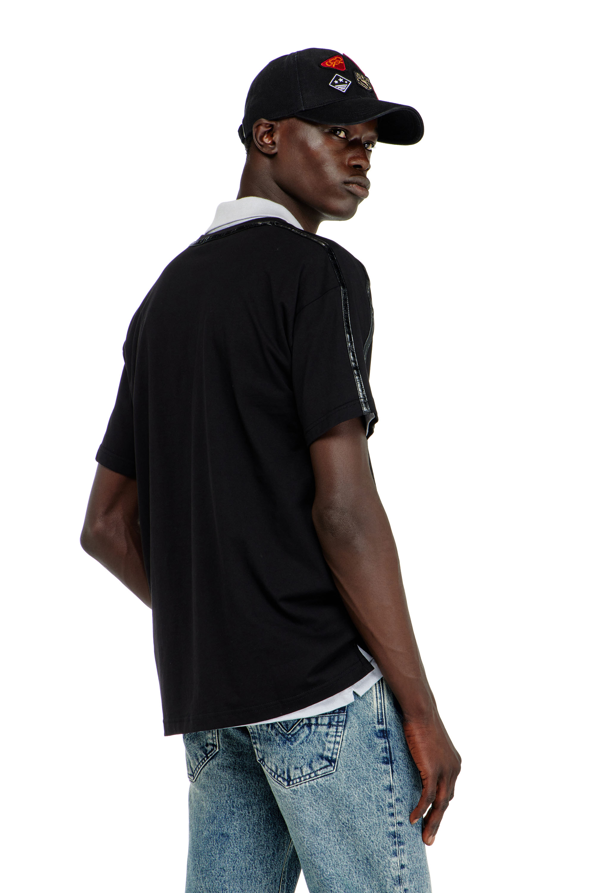 Diesel - T-NORM-FL, T-shirt con profili a contrasto e patch logo Uomo in Nero - 4