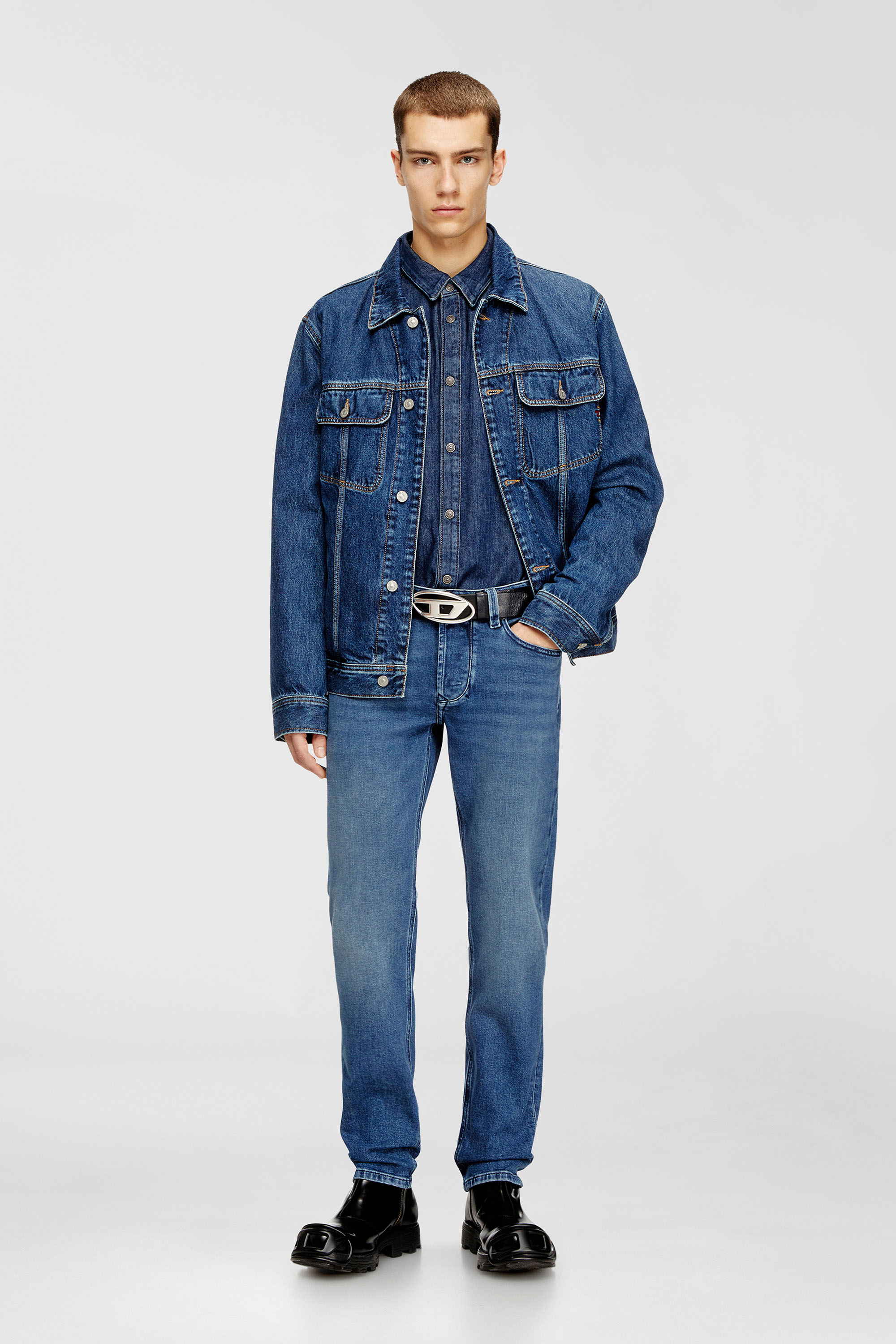Diesel - Regular Jeans 1986 Larkee-Beex 0ADBA Homme, Bleu moyen - Image 1