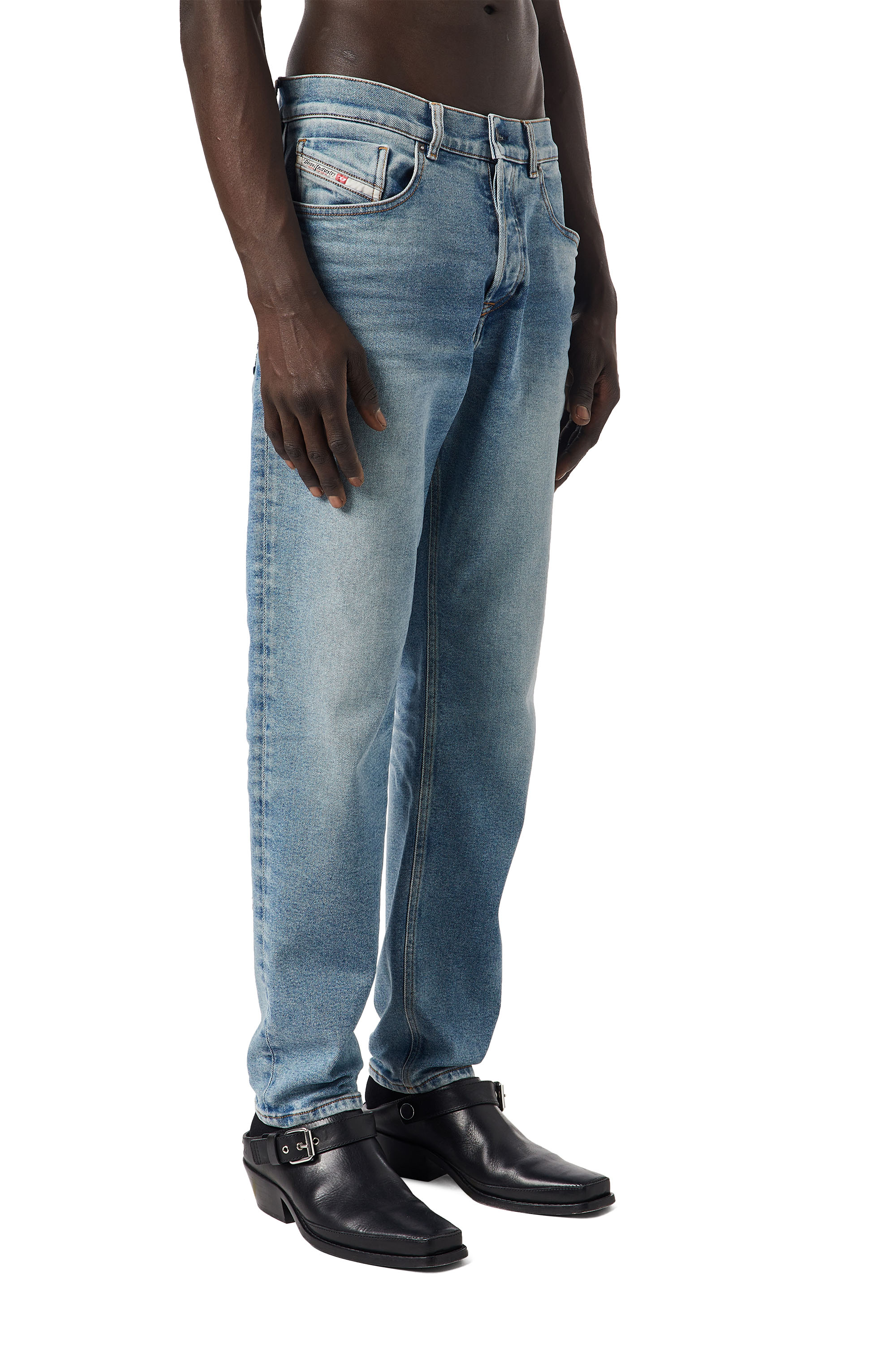 Diesel - 2005 D-FINING 09C77 Tapered Jeans, Bleu Clair - Image 4