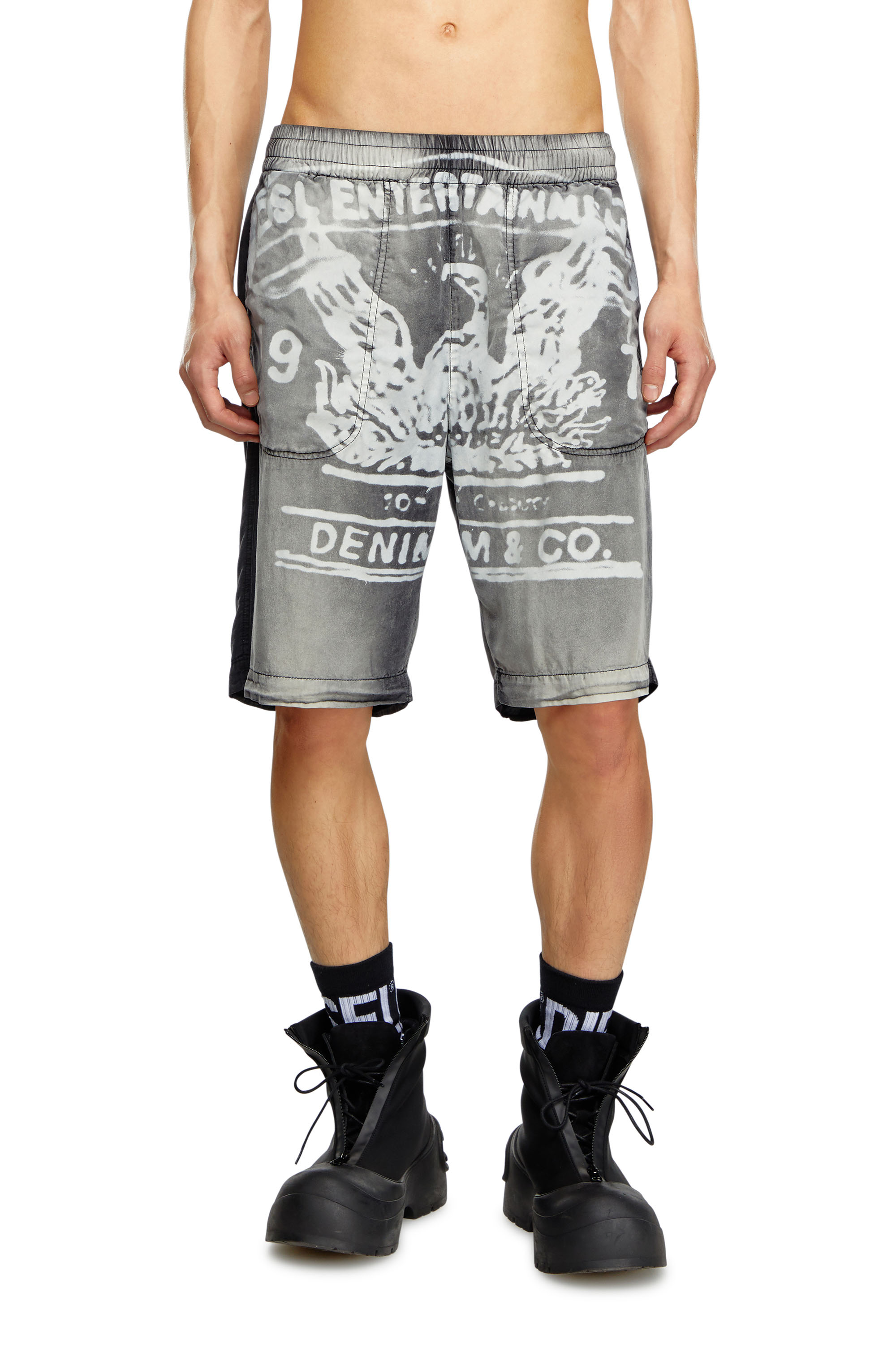 Diesel - P-EEKLO-SHORT, Herren Verblasste Shorts mit Archiv-Print in Bunt - Image 1