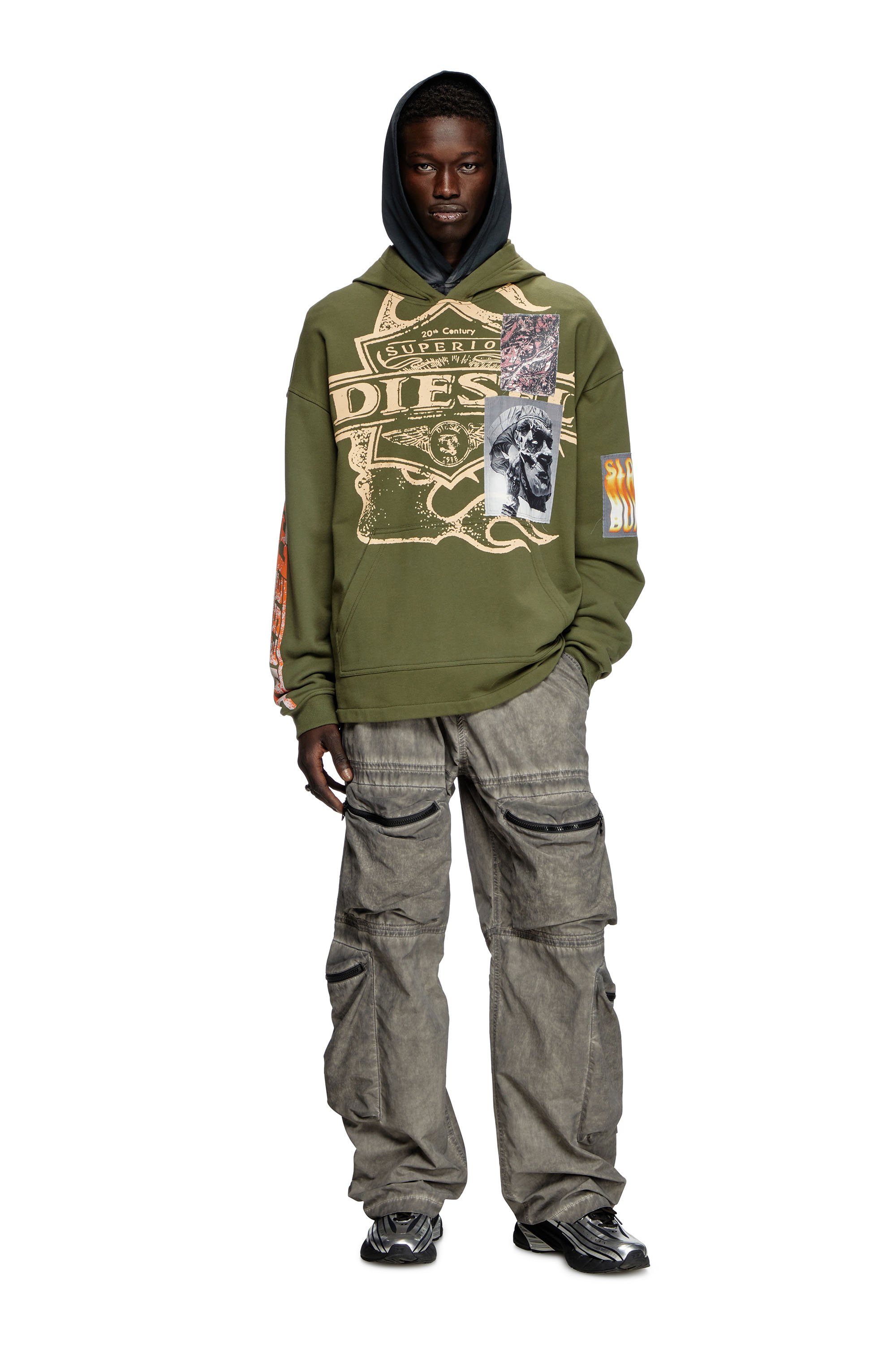 Diesel - S-BAXT-HOOD-R1, Sweat-shirt à capuche avec imprimés et empiècements à logo Homme in Vert - 2