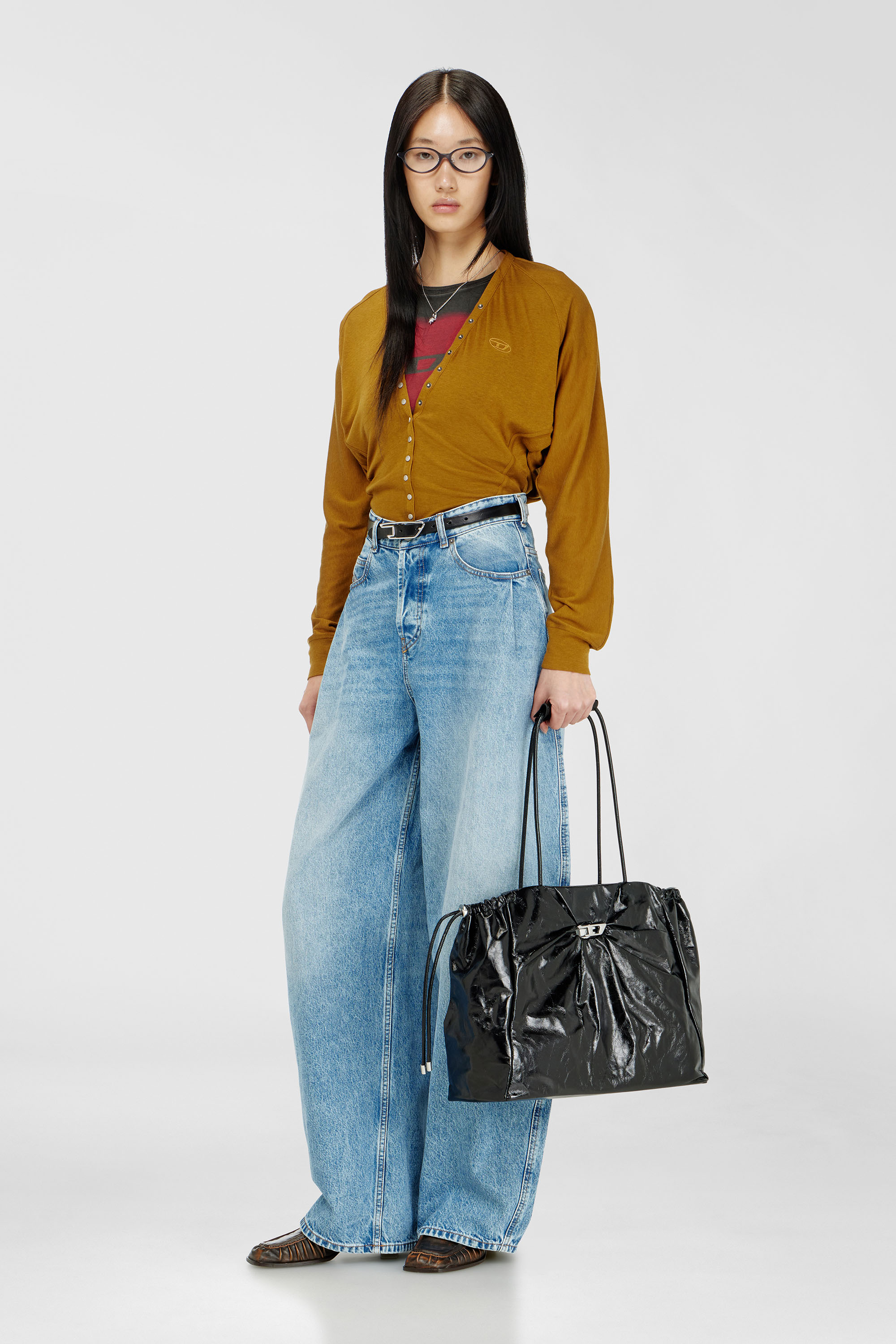Diesel - SCRUNCH-D TOTE E/W, Scrunch-D - Sac cabas en cuir brillant effet froiss&eacute; Femme in Noir - 2