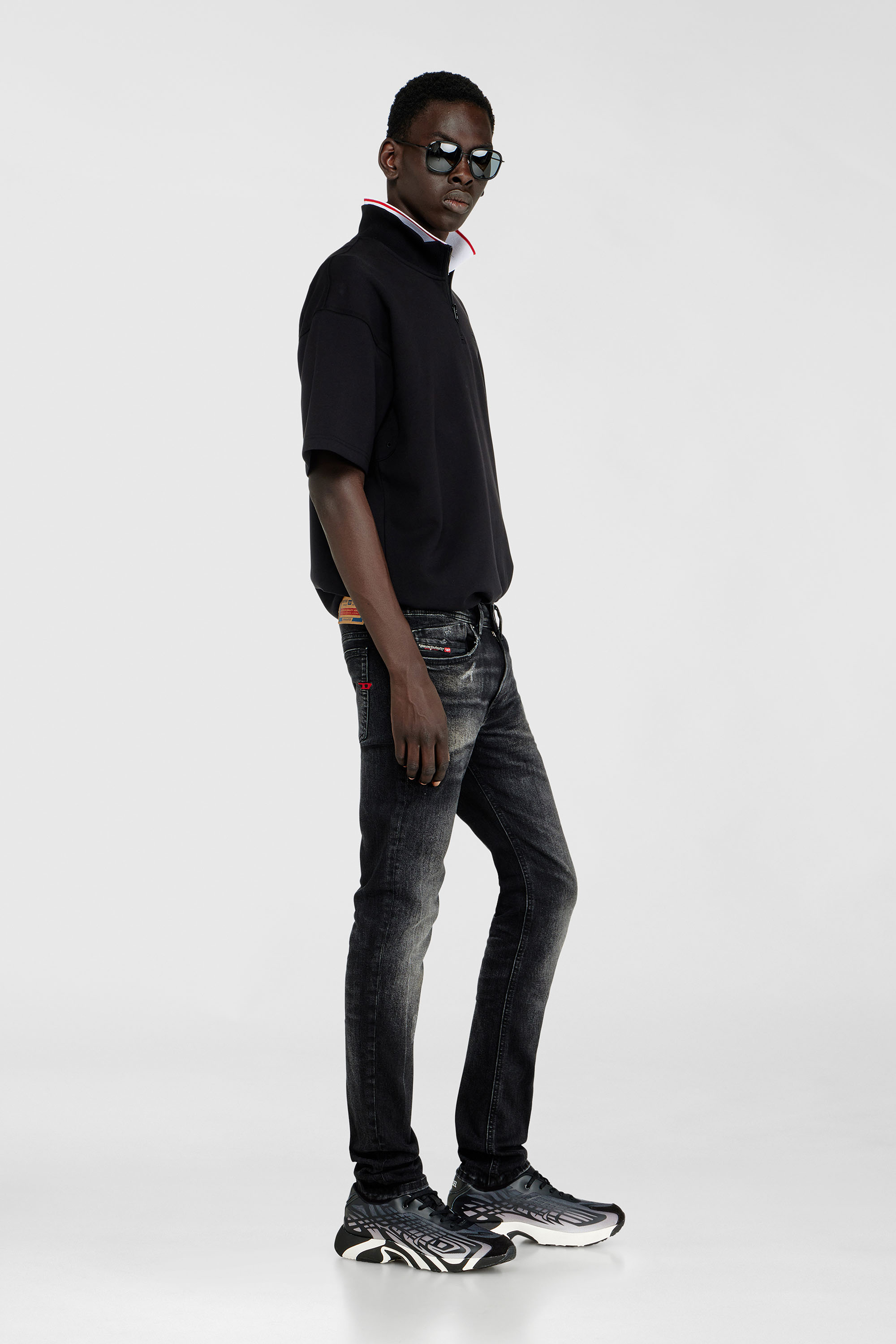 Diesel - Skinny Jeans 1979 Sleenker 0DBDP Uomo, Nero/Grigio scuro - Image 2