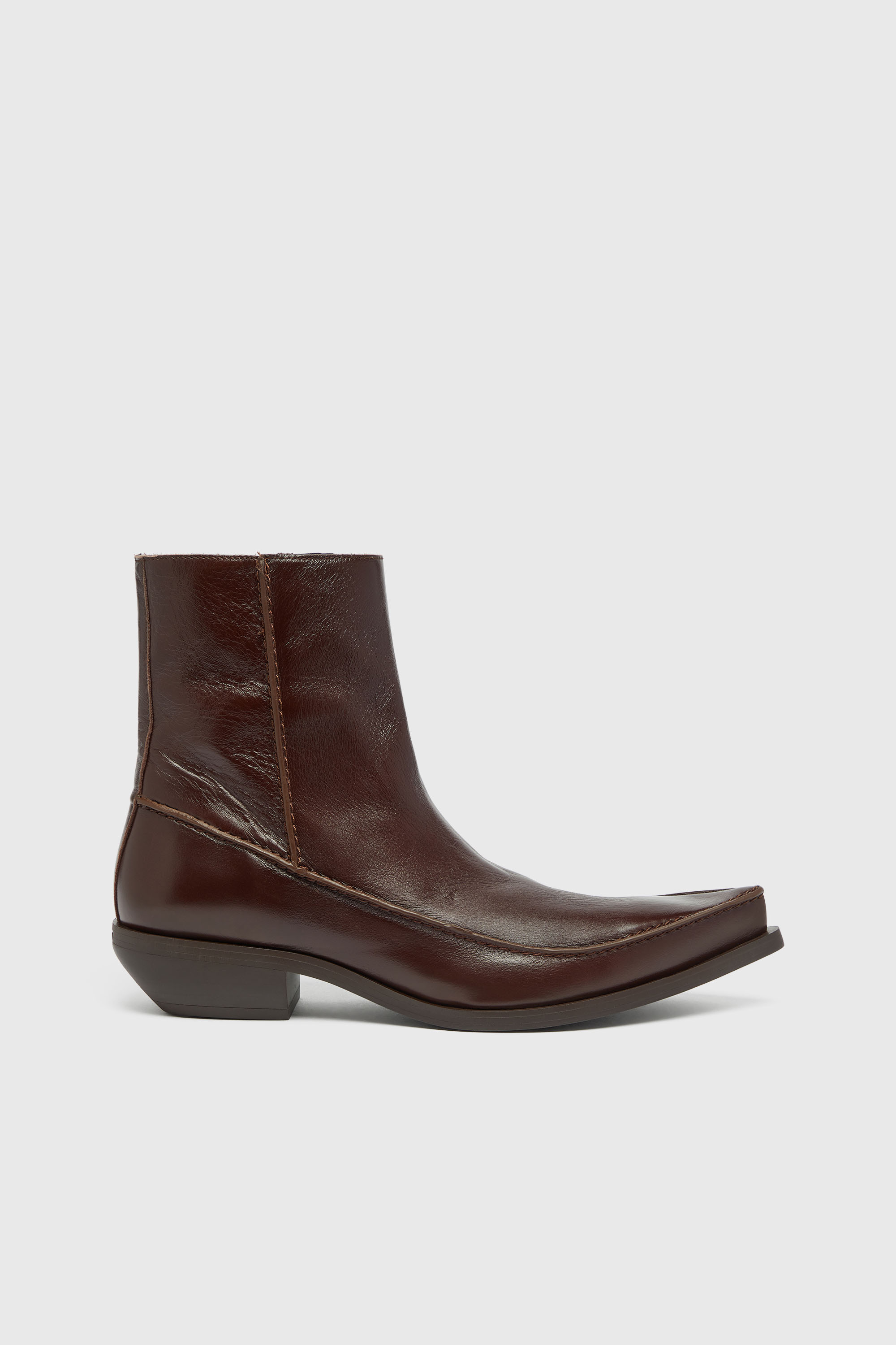 Diesel - D-FRIDO-30-TR, Man's D-Frido-Western ankle boots in leather in null - 1