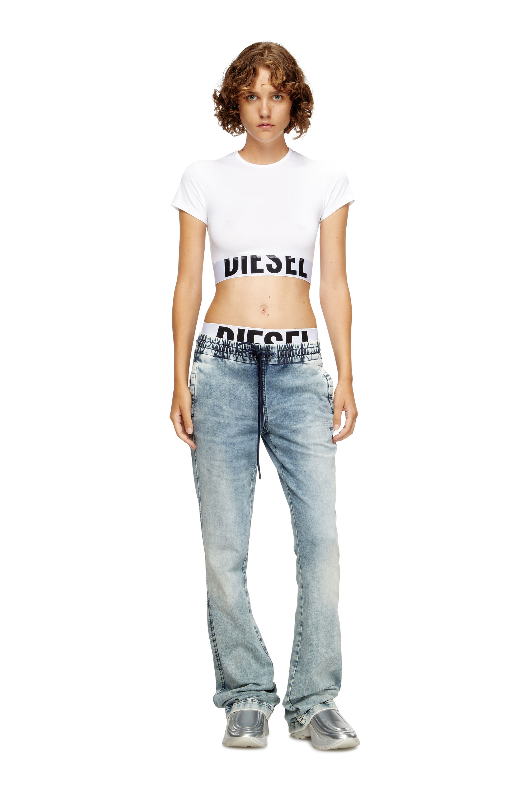 Diesel - UFTEE-SPORT-CROPPED-T-SHIRT, Top crop sportif avec bande &agrave; logo Femme in Blanc - 4