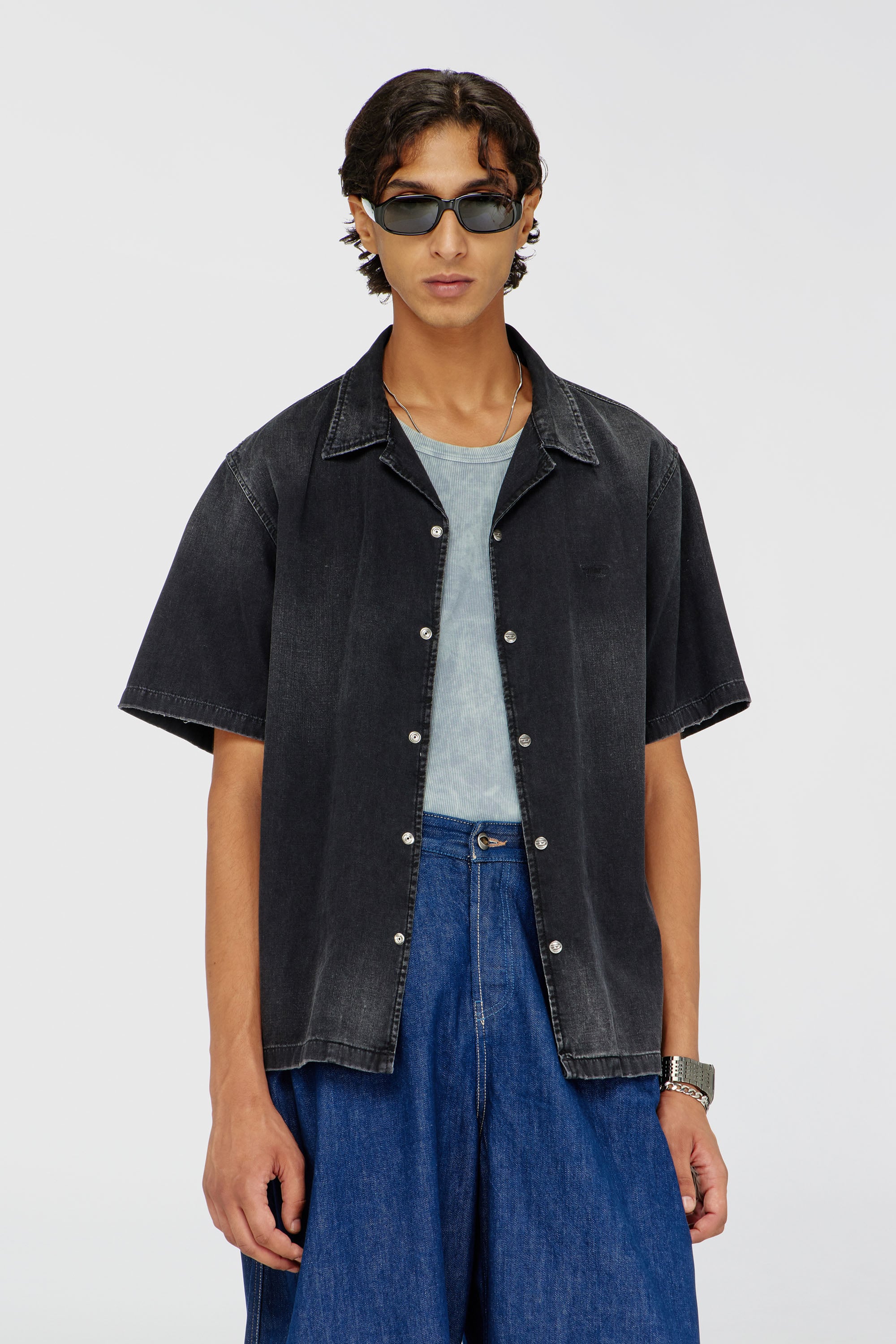 Diesel - D-NABIL-D, Camicia in denim a maniche corte Uomo in Nero - 1