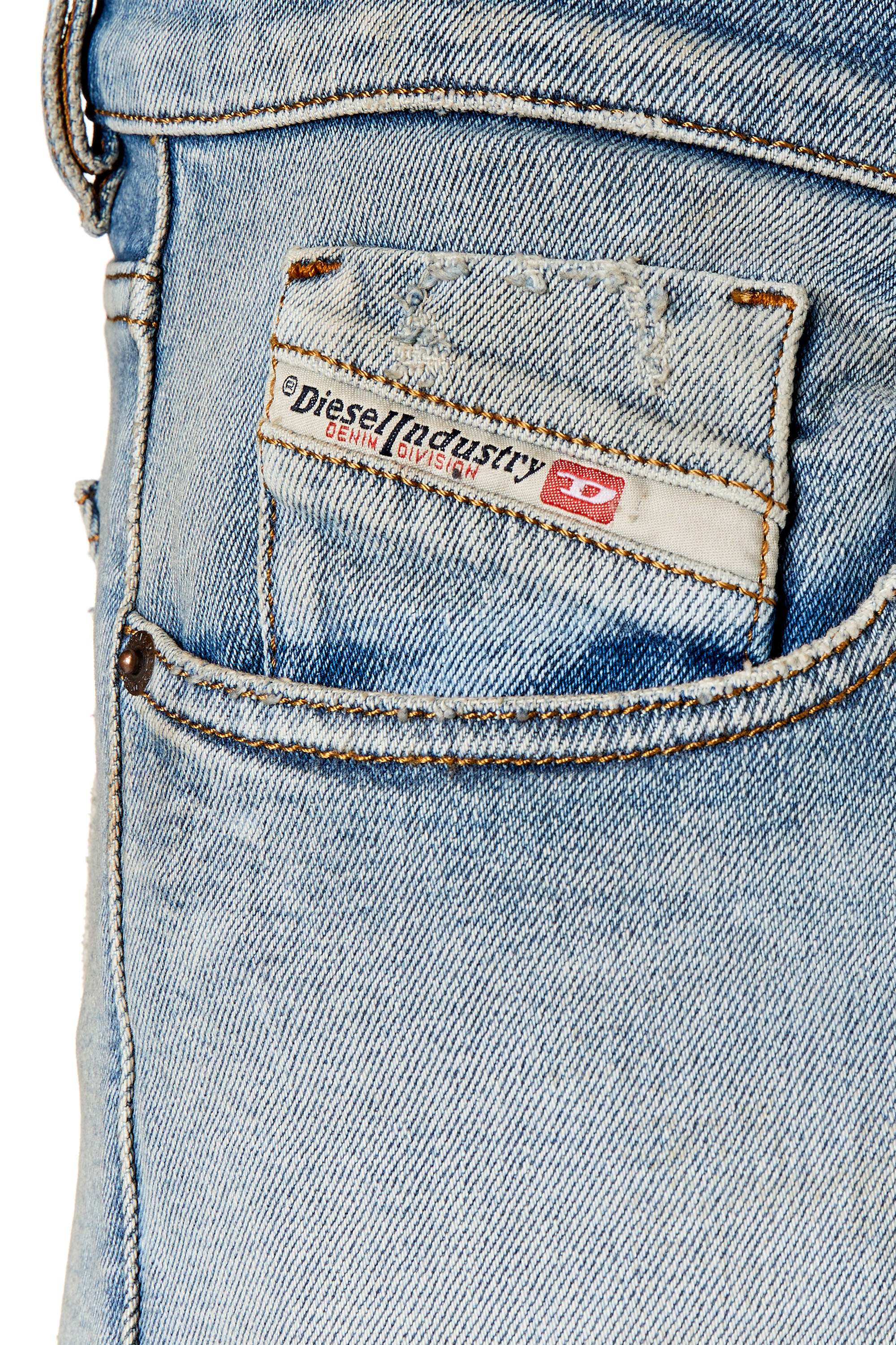Diesel - 2019 D-Strukt 09E84 Slim Jeans, Blu Chiaro - Image 4