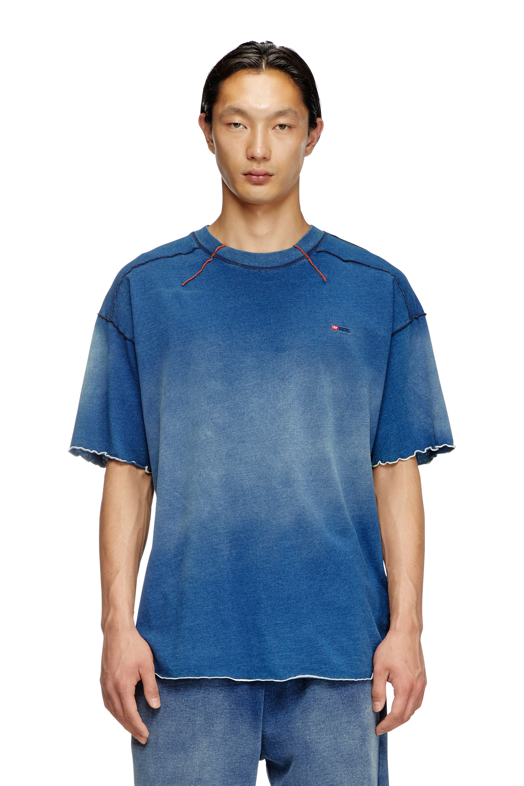 Diesel - T-CRAO-BOXT, T-shirt délavé avec micro logo Homme in Bleu - 1