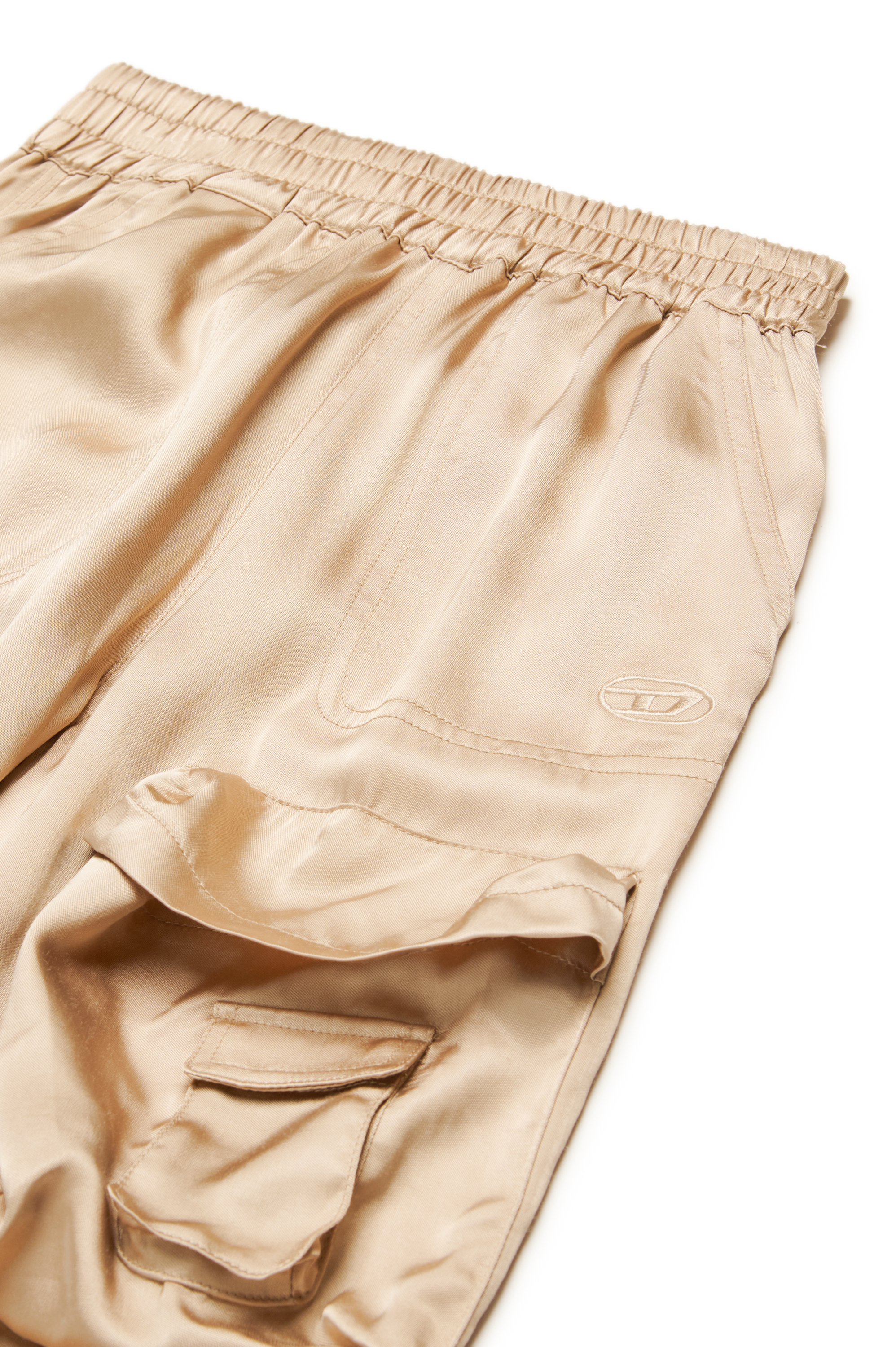 Diesel - PMIRTOW, Pantalon cargo en satin brillant Femme in Marron - 3