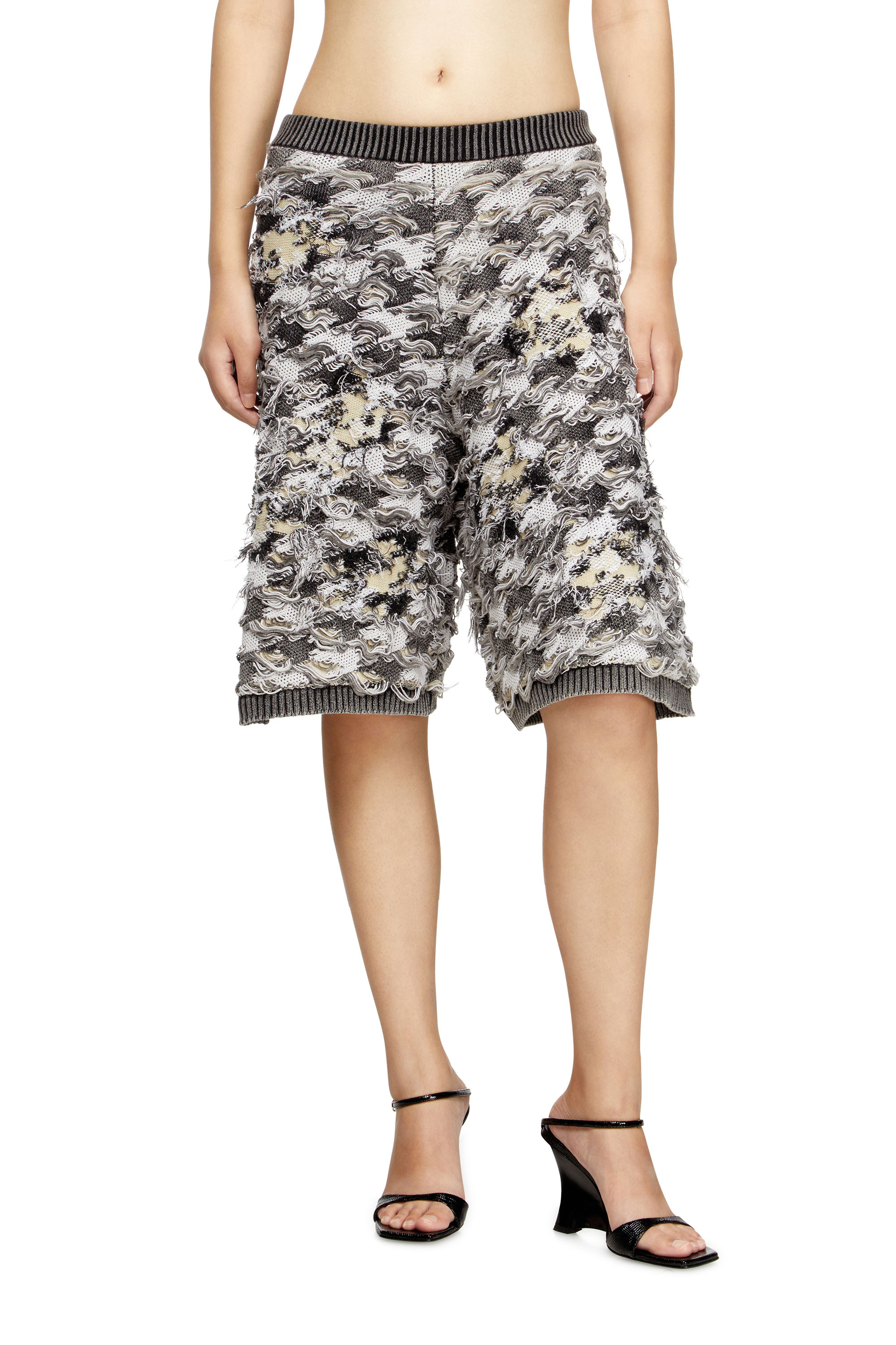 Diesel - M-VANJA, Damen Destroyed-Hahnentritt-Jacquard-Shorts in Grau/Weiss - 1