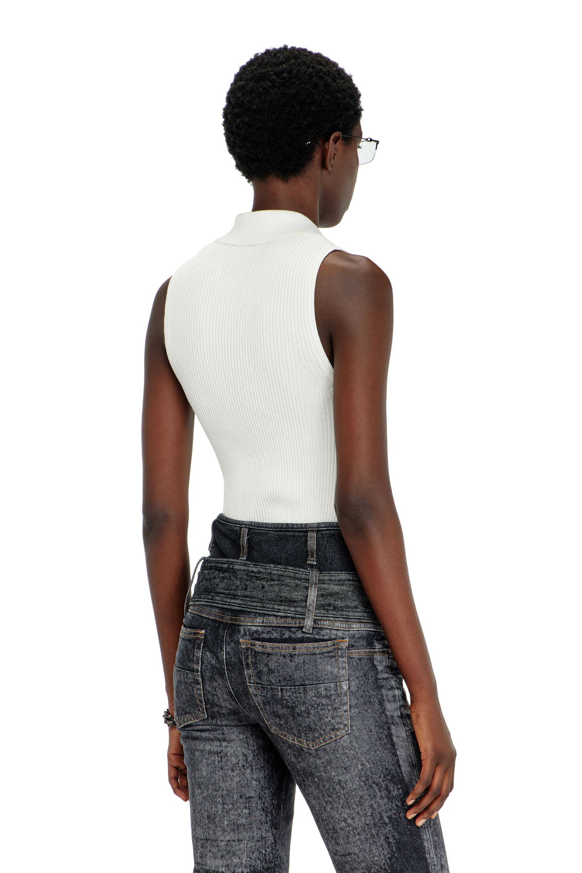 Diesel - M-LILITA, Polo sans manches en maille c&ocirc;tel&eacute;e, m&eacute;lange de soie Femme in Blanc - 4