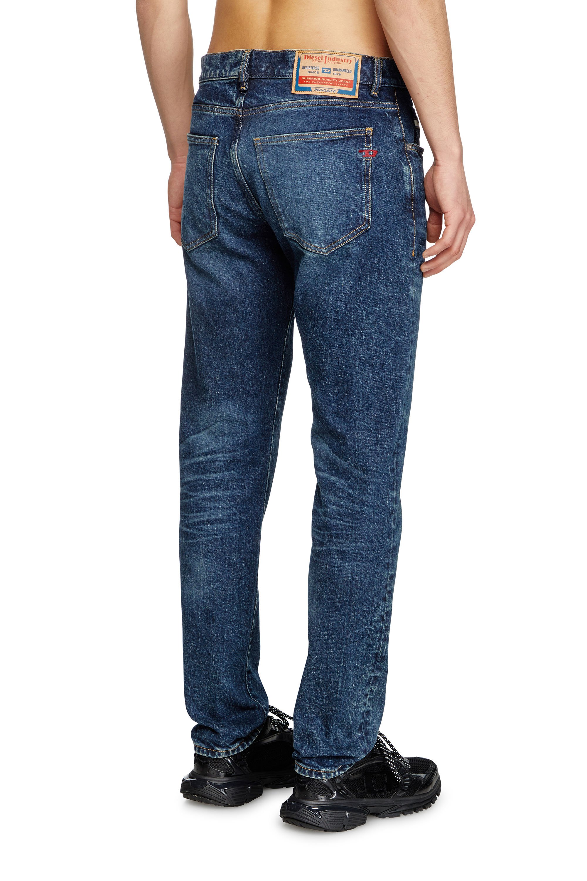 Diesel - Slim Jeans 2019 D-Strukt 007Y3 Uomo, Blu Scuro - Image 4