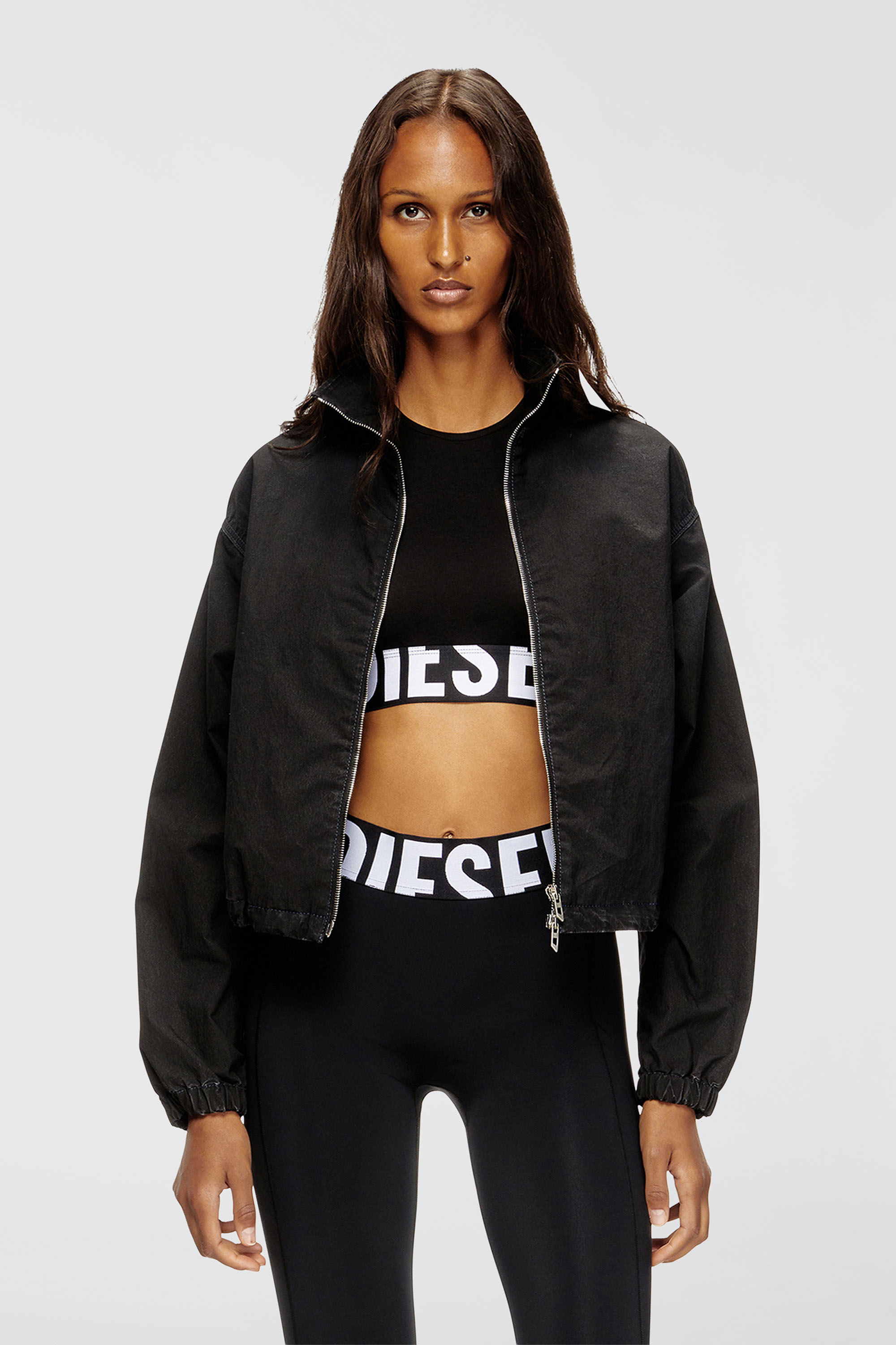 Diesel - ADA-D-POP, Crop top con logo tagliato Donna in Nero - 5