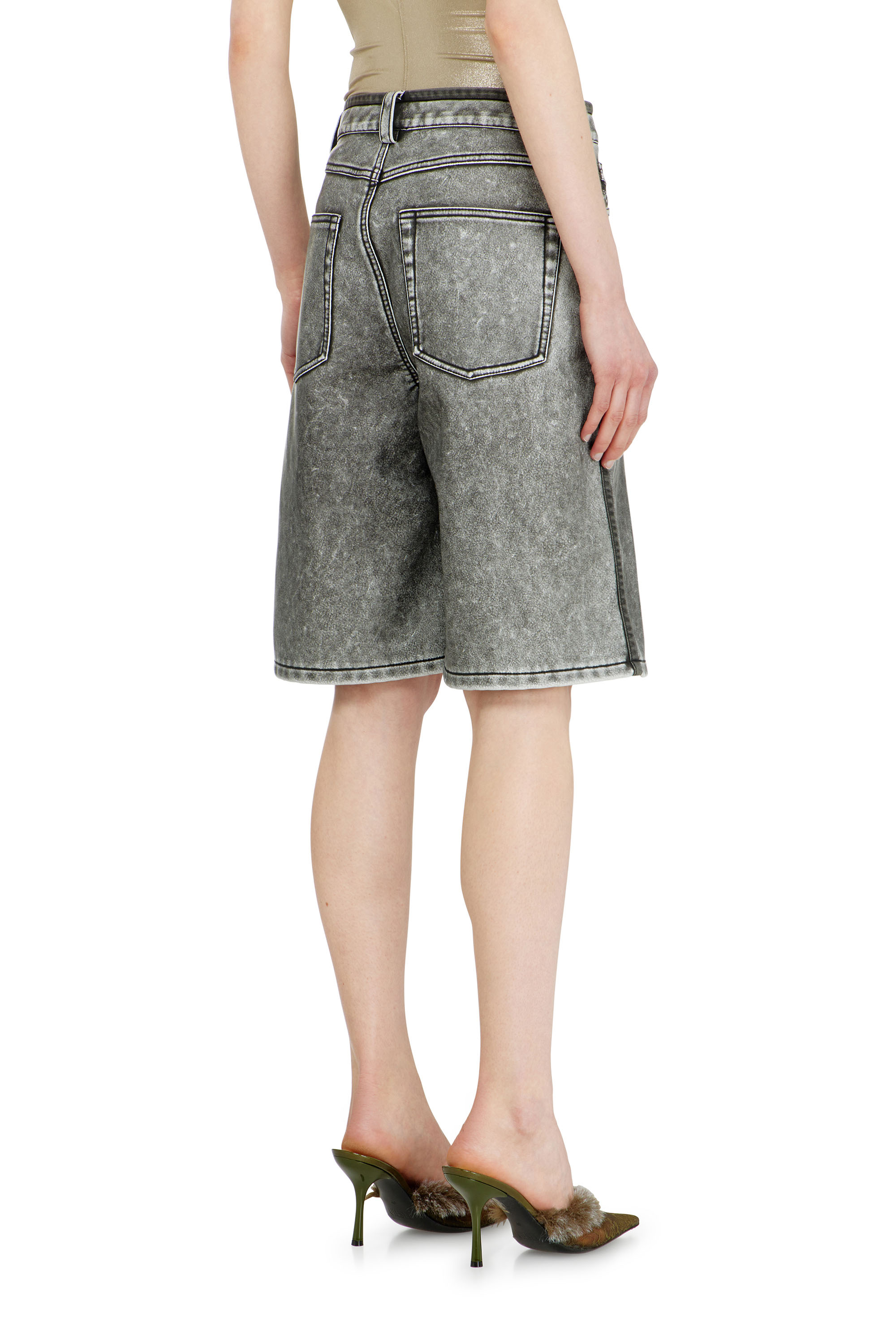 Diesel - P-ARLOR, Damen Bermudashorts aus PU in null - 4