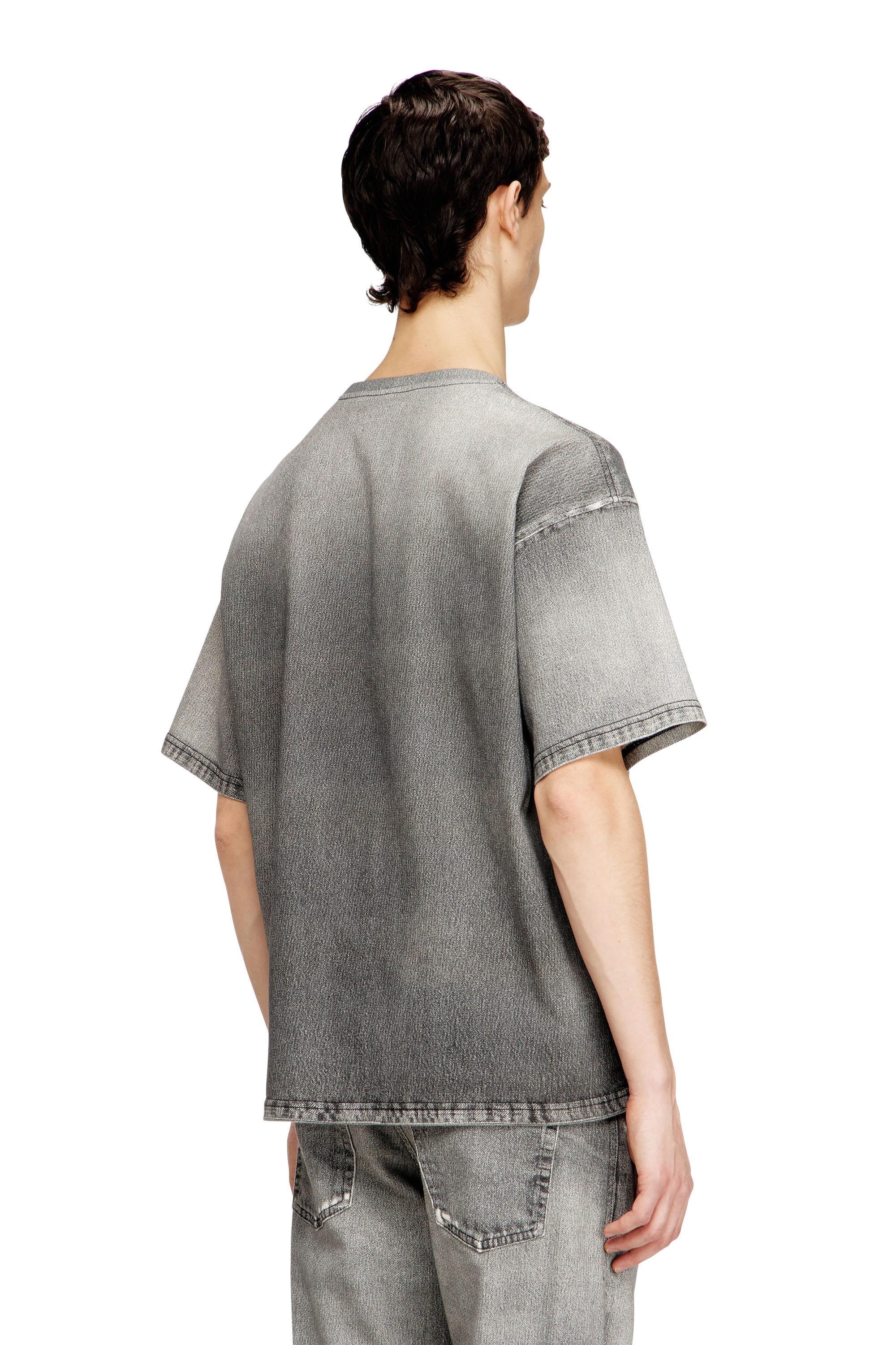 Diesel - D-BOX JOGG, T-shirt in denim con effetto trattato trompe l'oeil Uomo in Grigio - 4