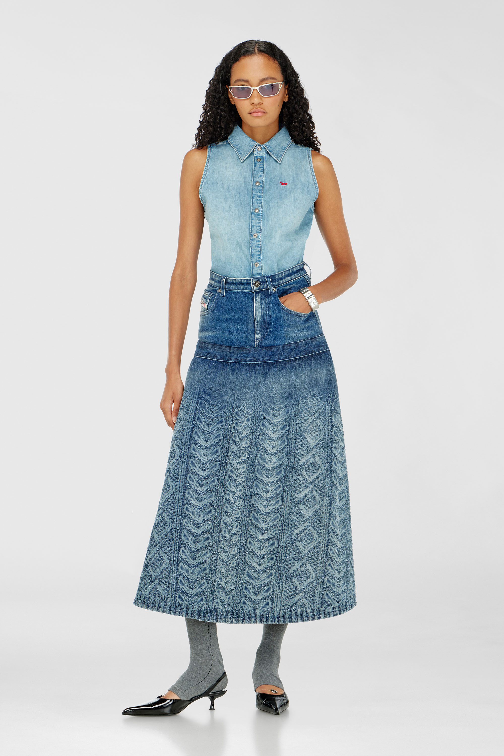Diesel - DE-EAZY-SL, Chemise en denim sans manches Femme in Bleu - 2