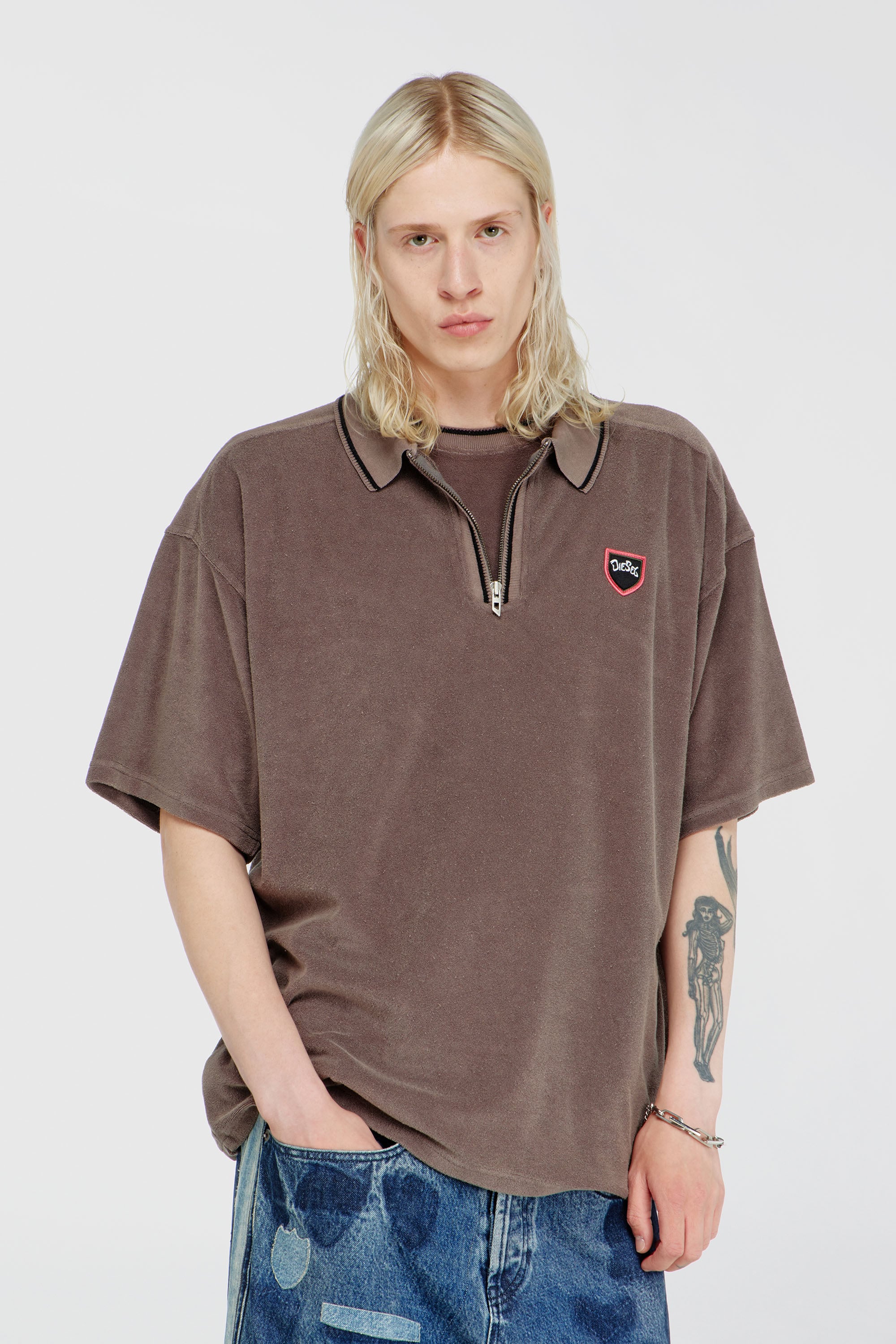 Diesel - T-SPONGY-ZIP, Herren Chenille-Poloshirt mit shield patch in Braun - 1