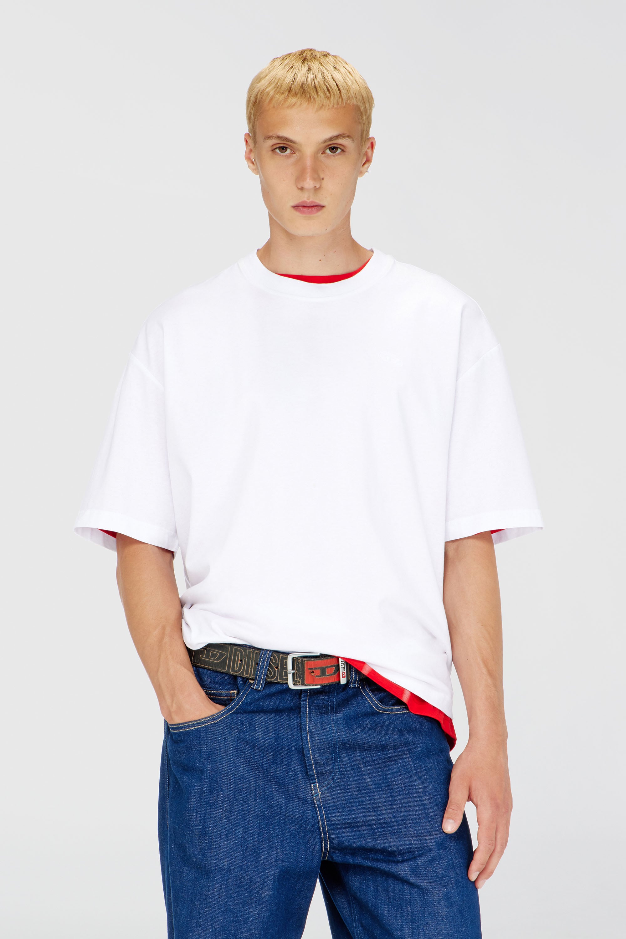 Diesel - T-BOGGY-MEGOVAL-D, T-shirt con maxi-ricamo oval D Uomo in Bianco - 1