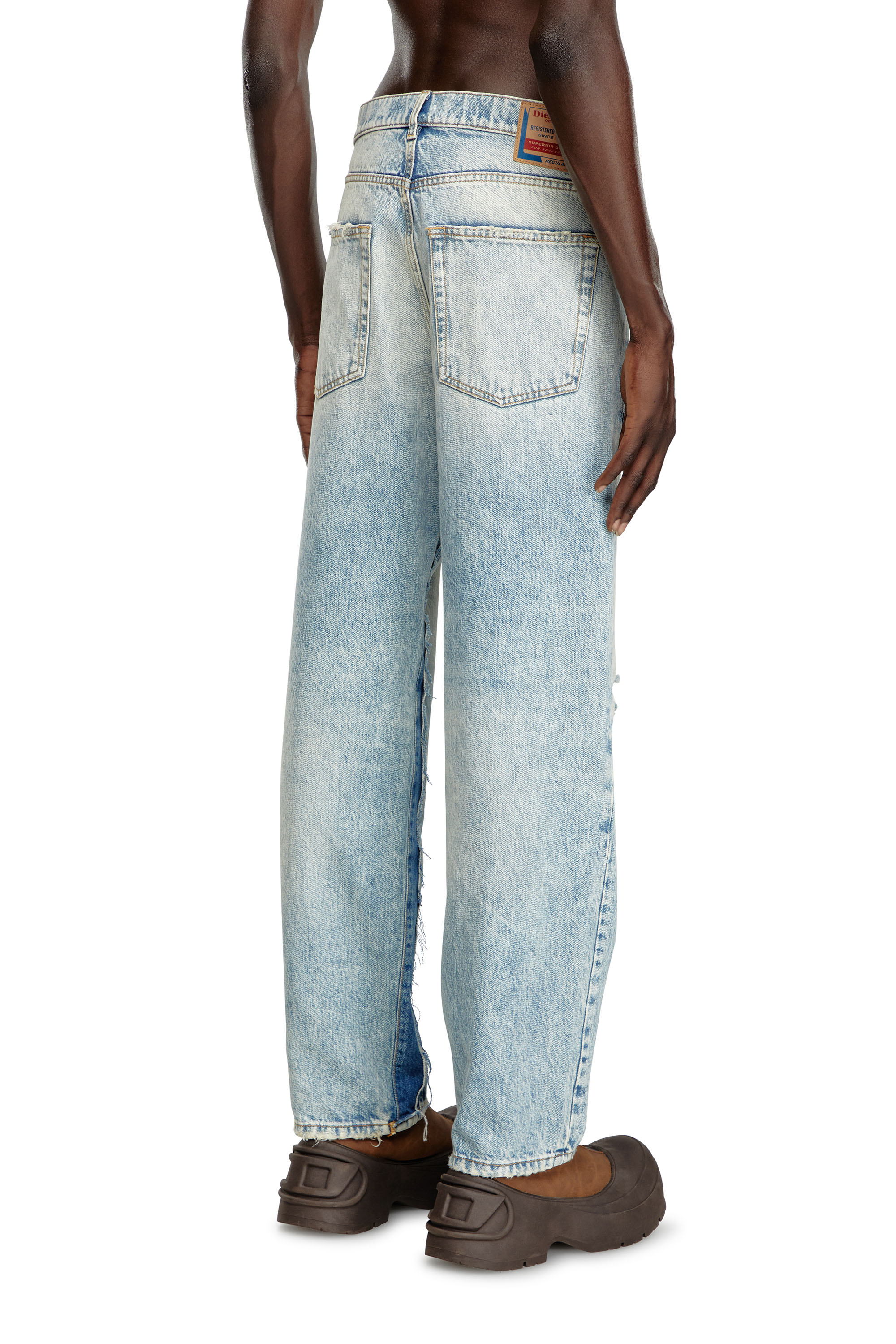 Diesel - Uomo Straight Jeans D-Fire 0AJEN, Blu Chiaro - Image 3