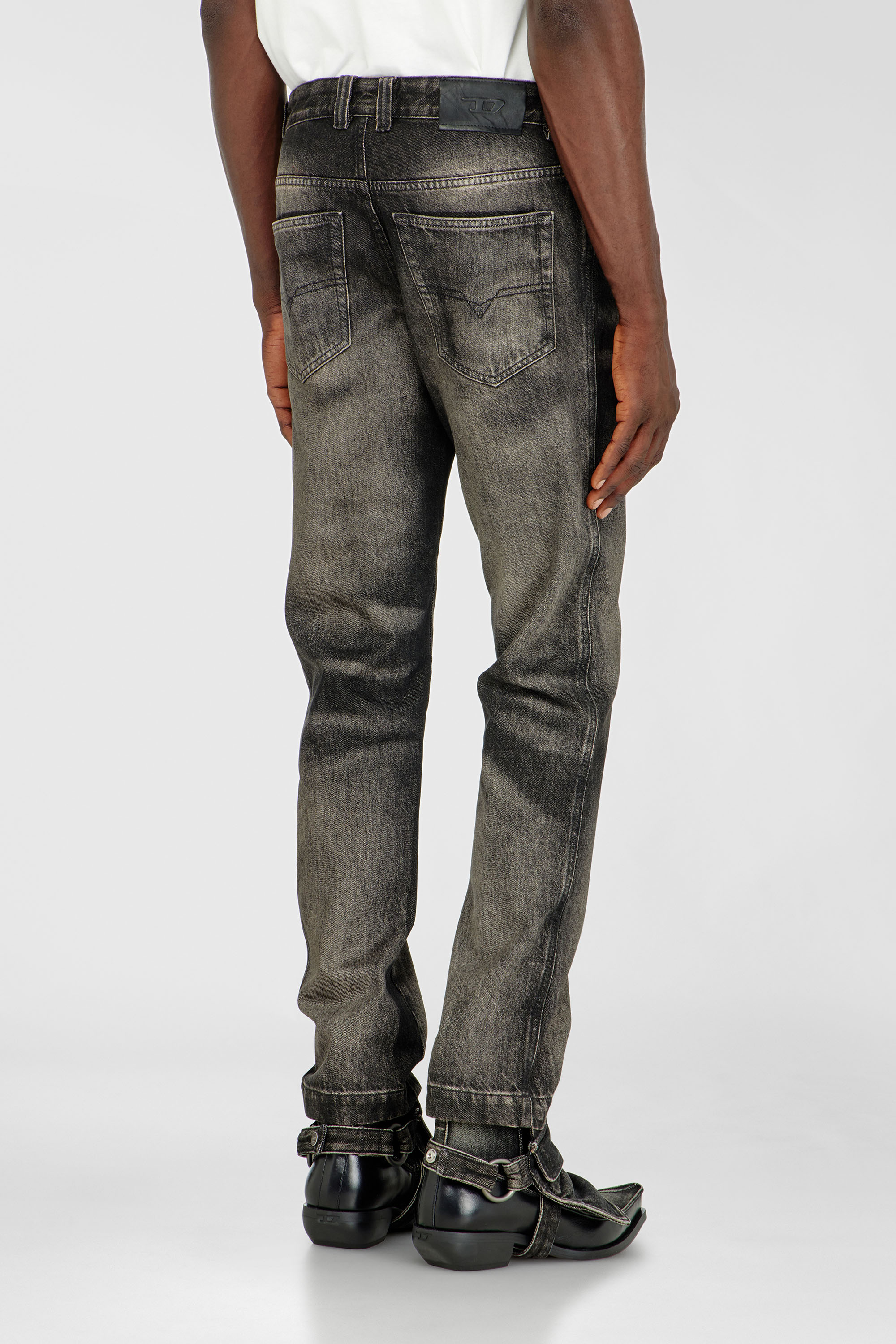 Diesel - Slim Jeans D-Ghetvyl 09R33 Uomo, Nero/Grigio scuro - Image 5